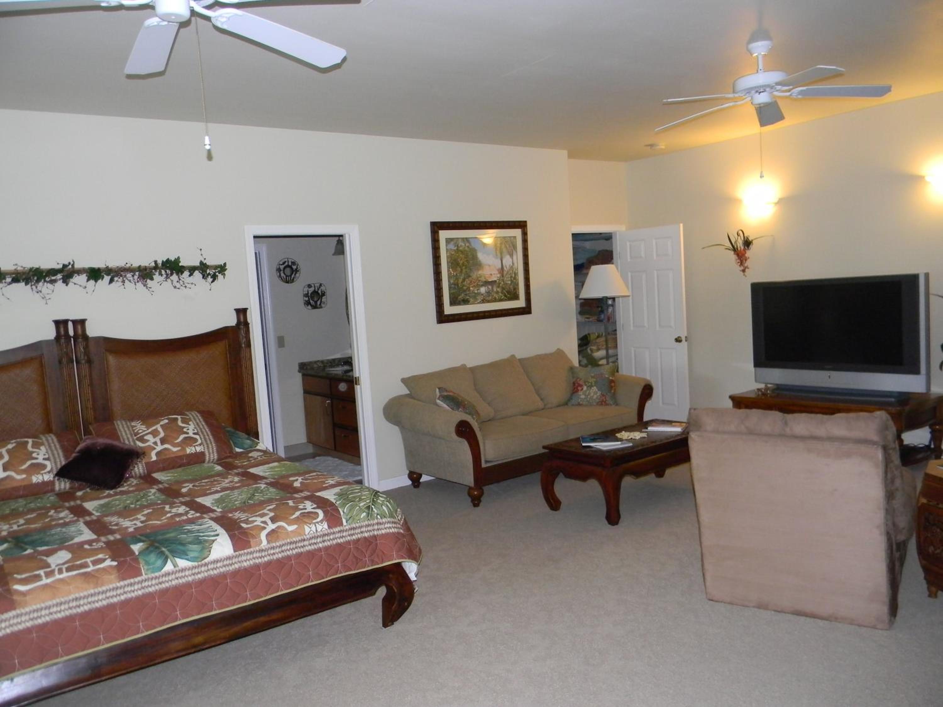 Island Goode's - Luxury Adult Only Accommodation near Hilo