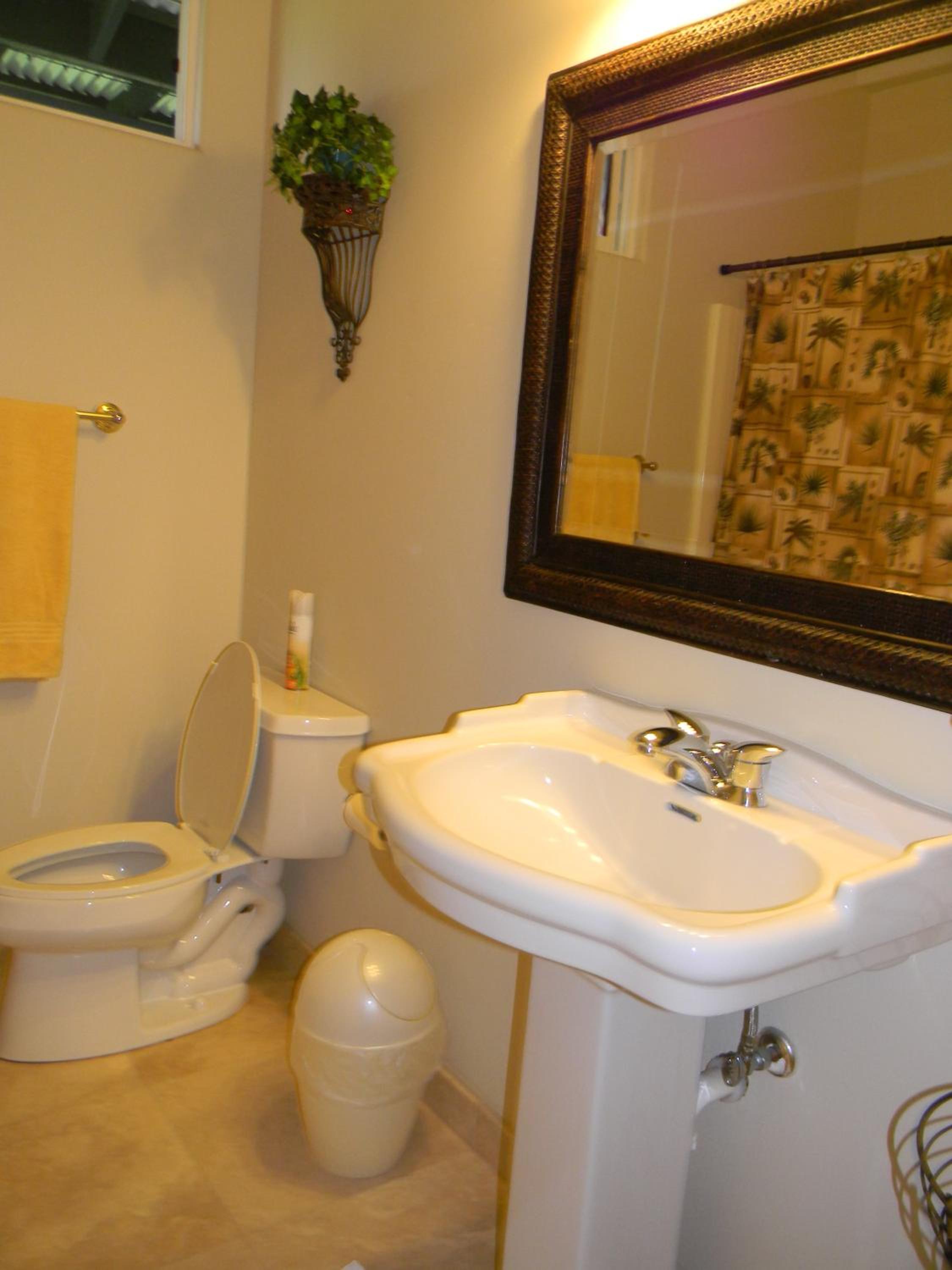 Island Goode's - Luxury Adult Only Accommodation near Hilo