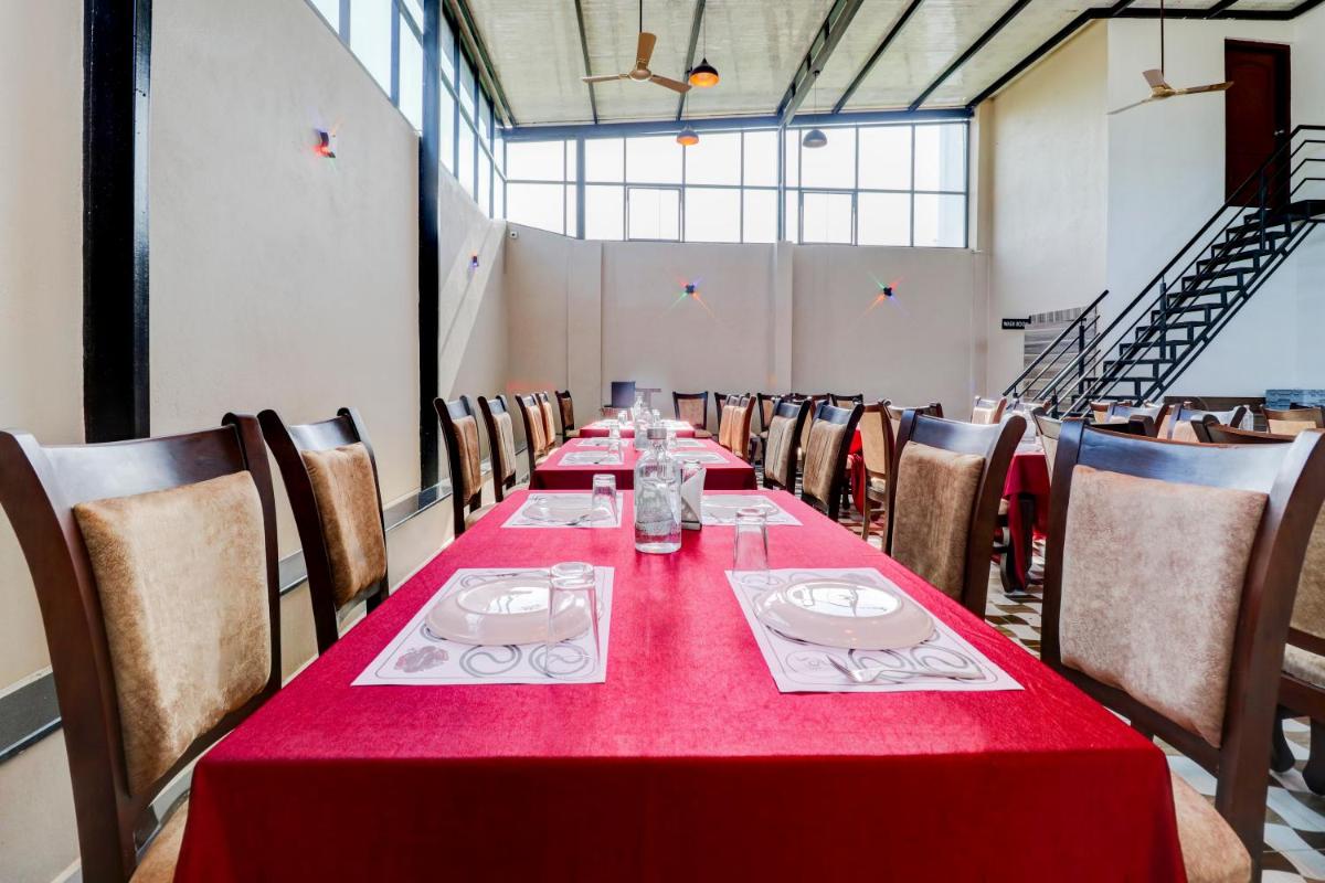 restaurant