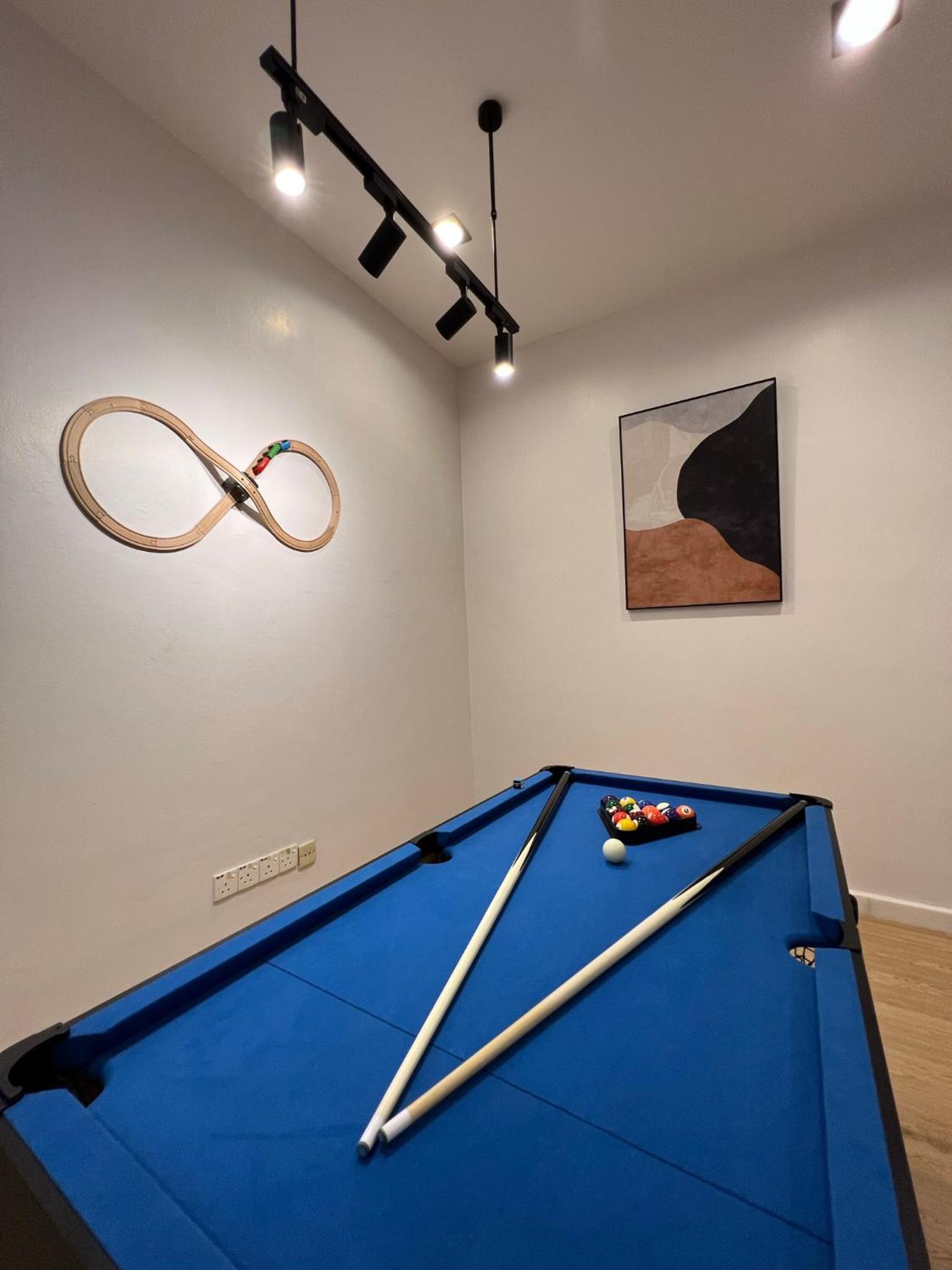 Mujito 8PAX NearTC, DinosaurLand, PoolTable, PS4 photo 5