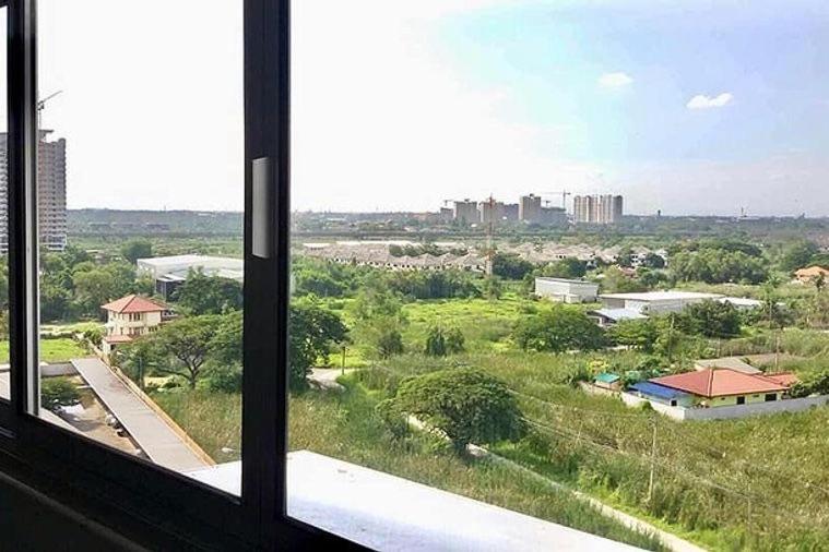 T11 Popula Condo by Prathomlerk view 2