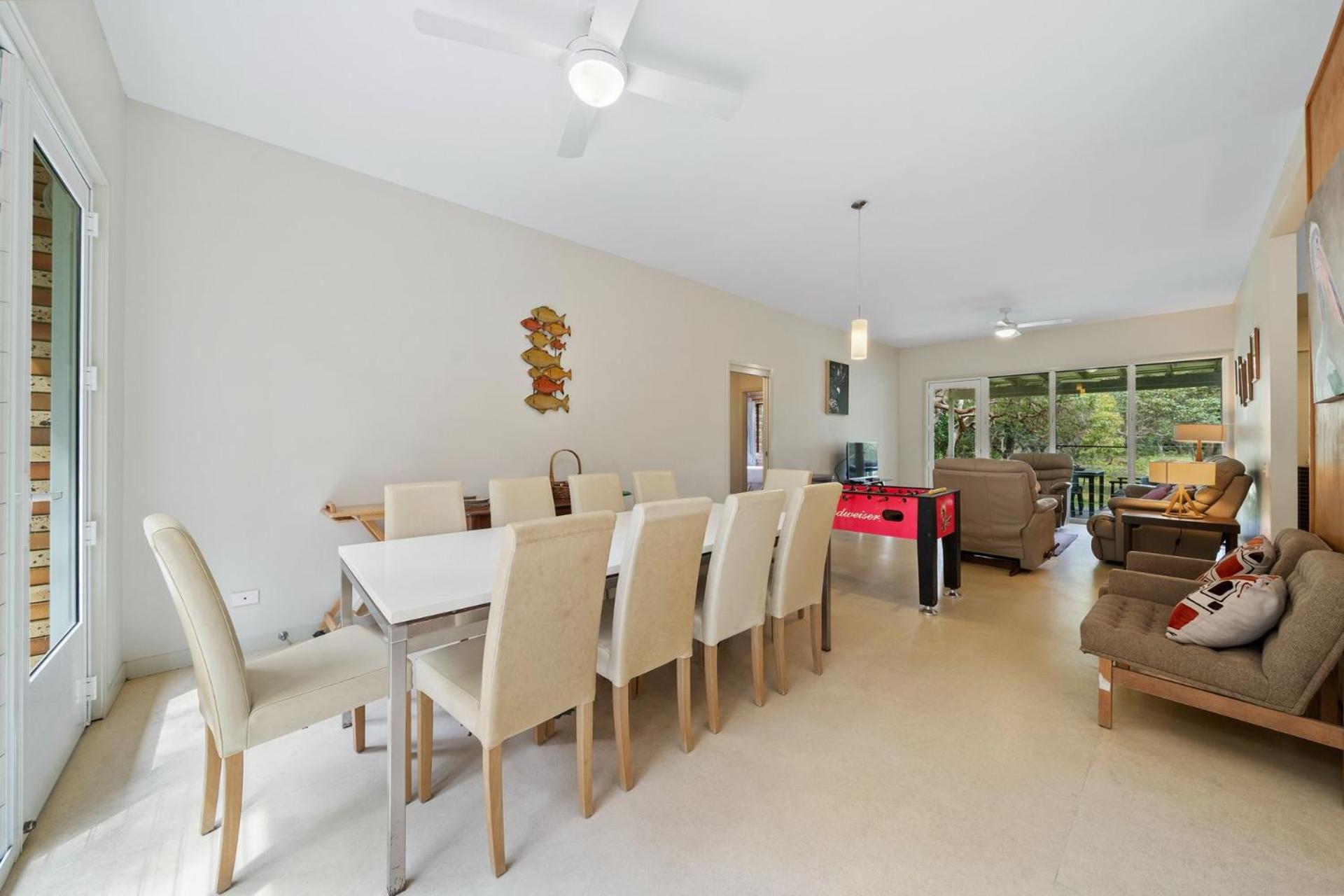 Whispering Trees by Discover Stradbroke