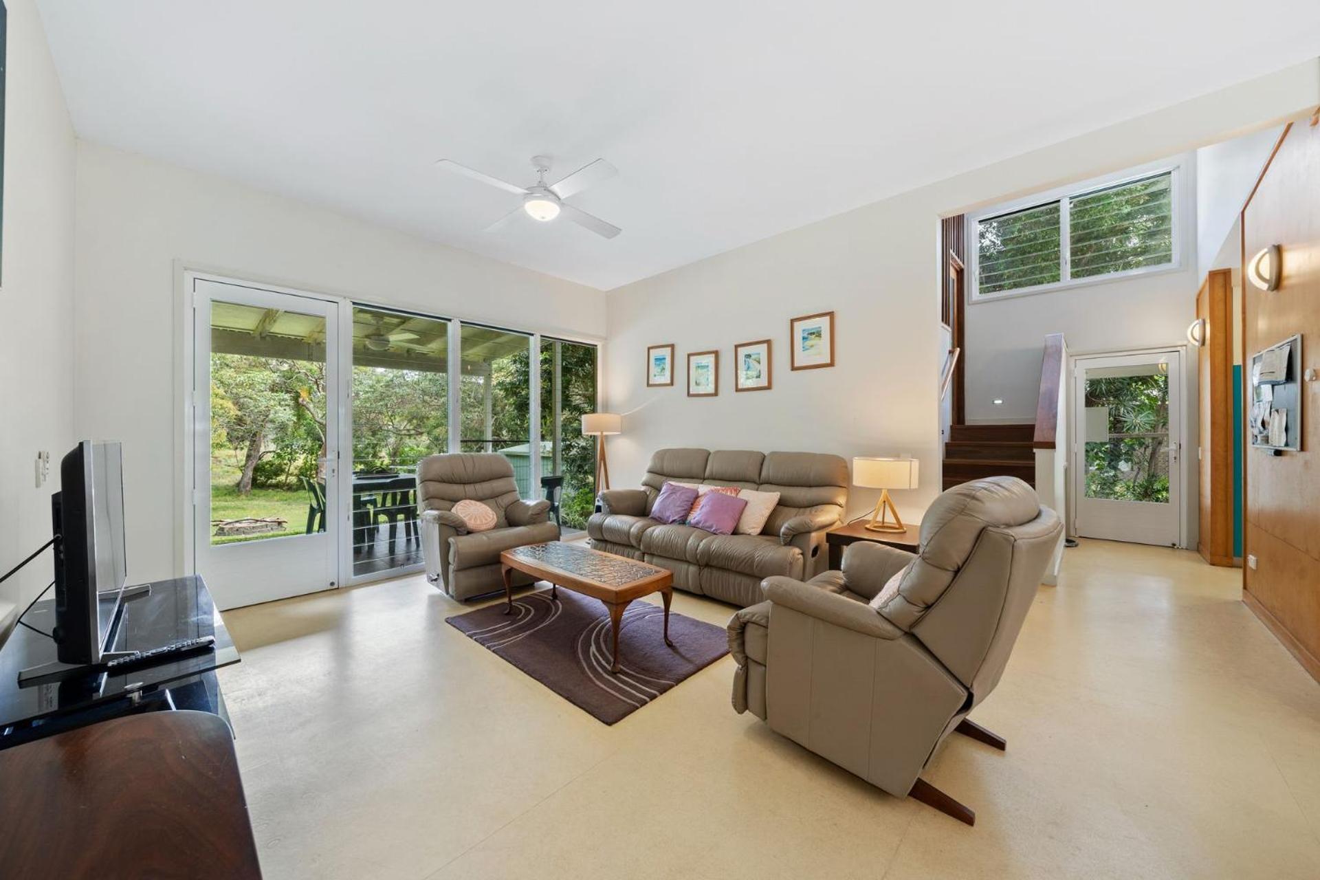 Whispering Trees by Discover Stradbroke