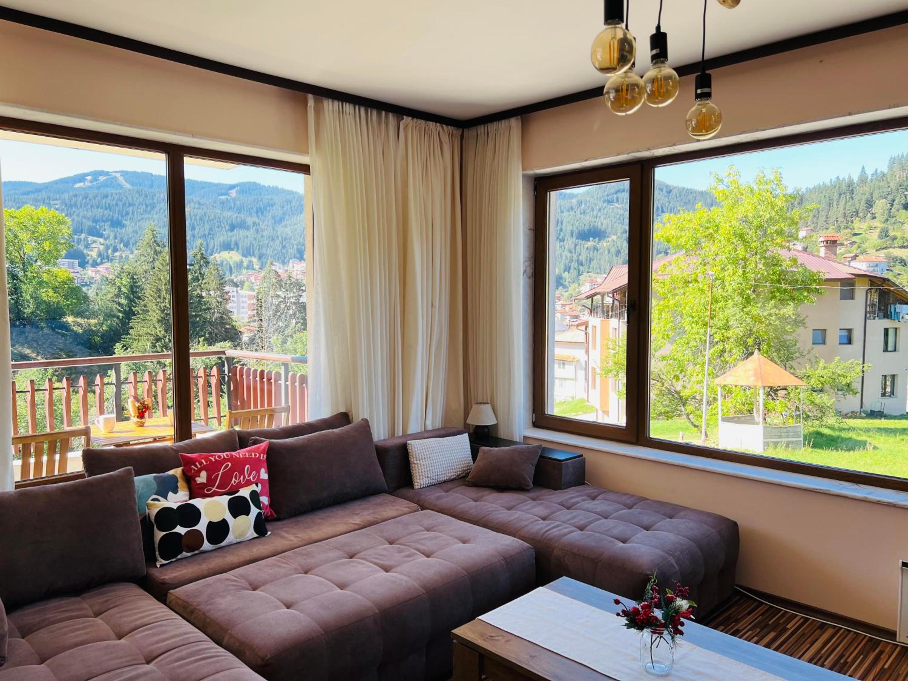 Ani's Guest House