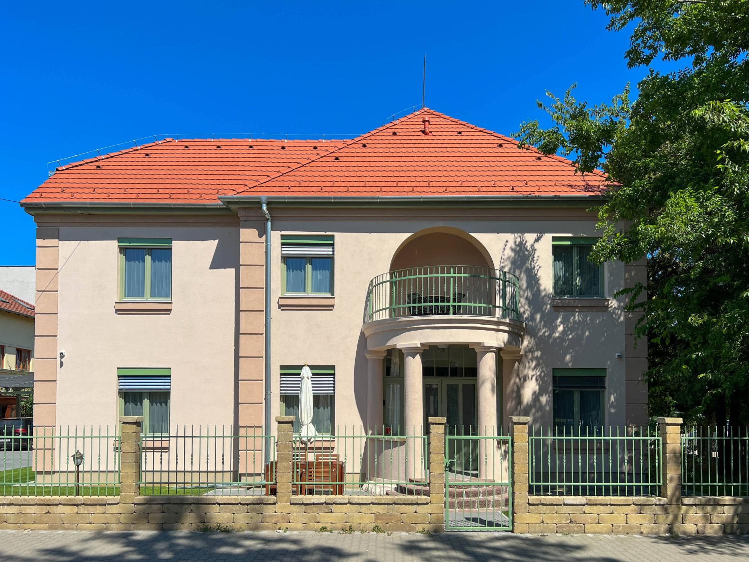 Lujza Apartman view 2