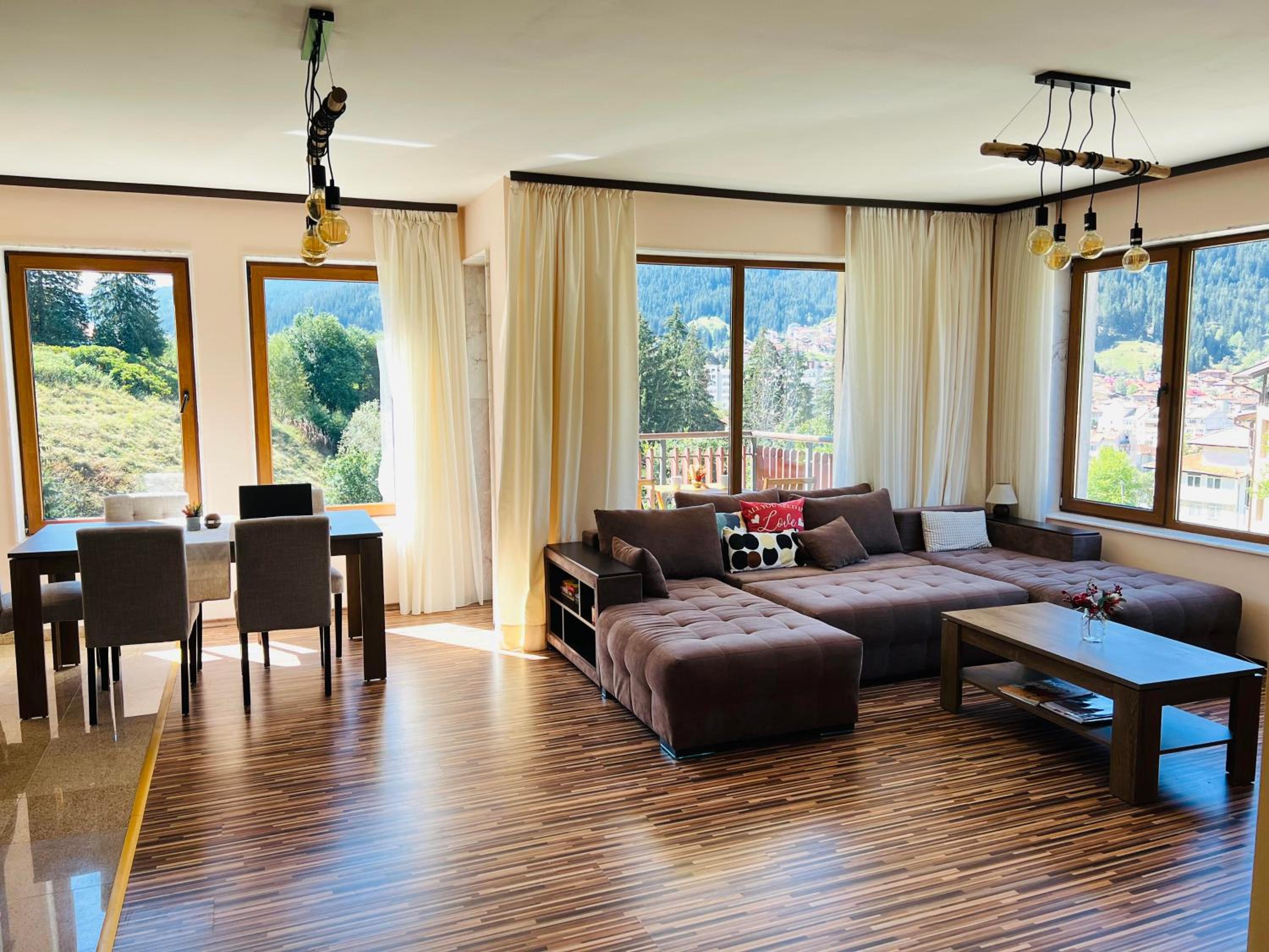 Ani's Guest House