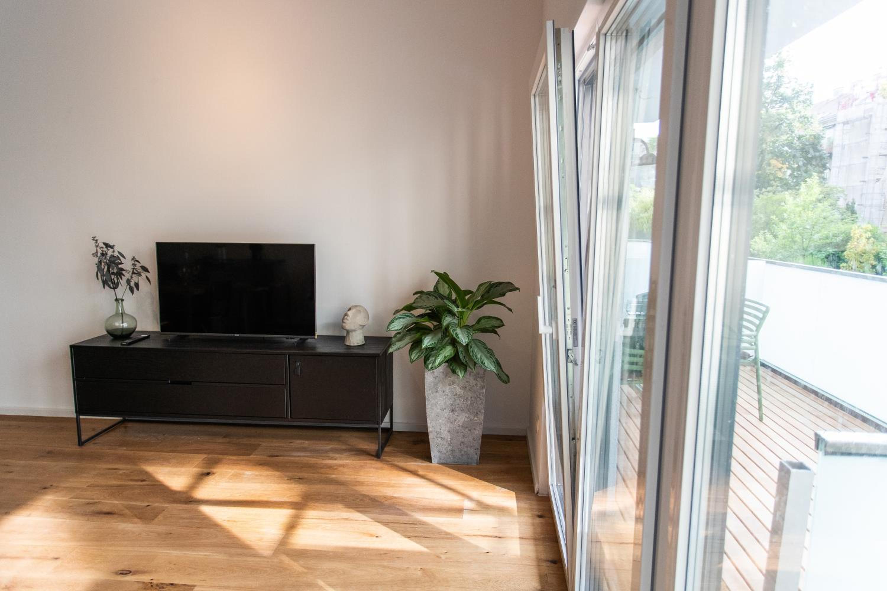 Stilvolle Wohnung mit ruhig gelegenem Balkon