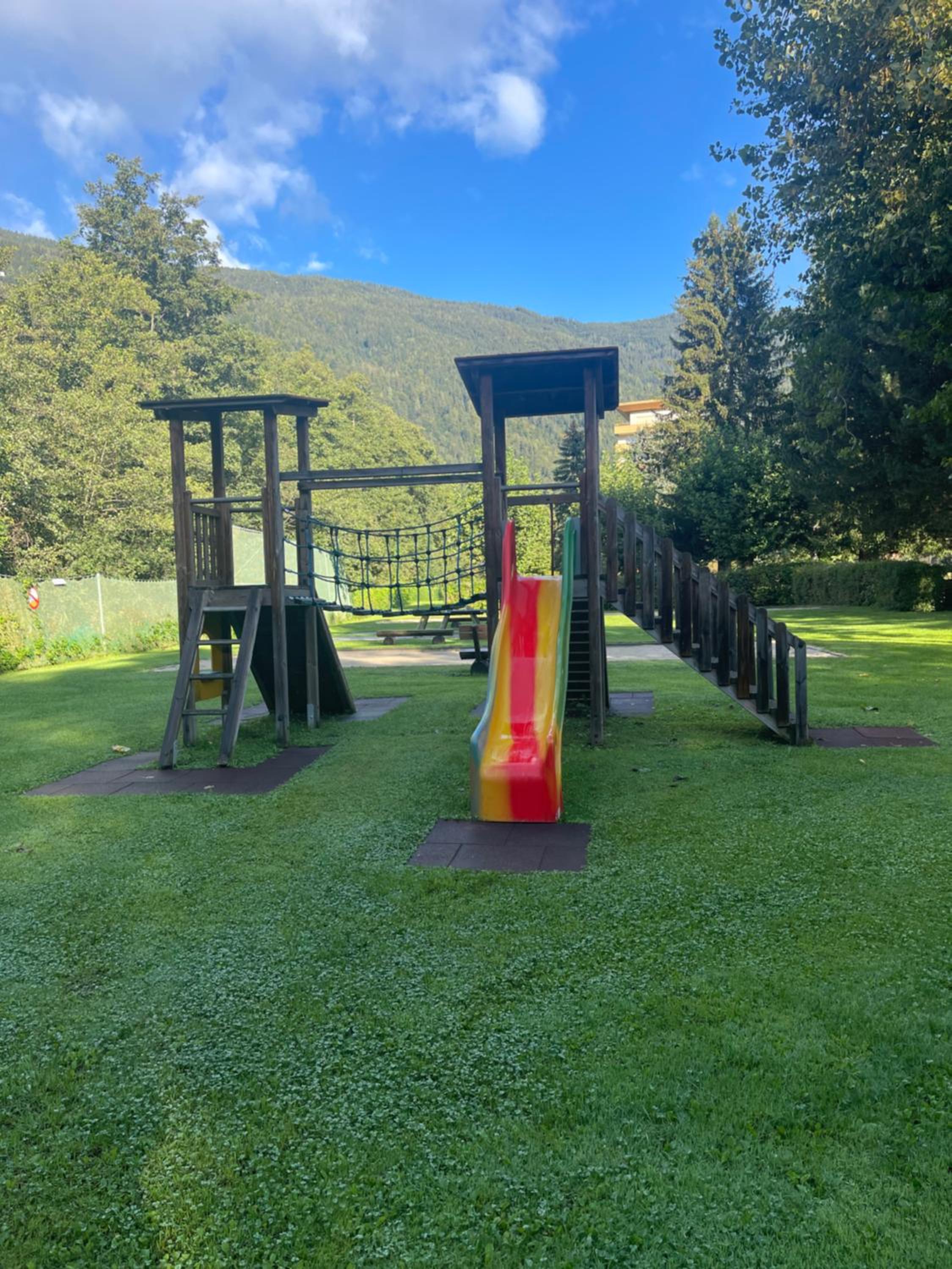Seeappartement LUNA am Ossiachersee mit privatem Seezugang, Hallenbad, Skiarena Gerlitzen