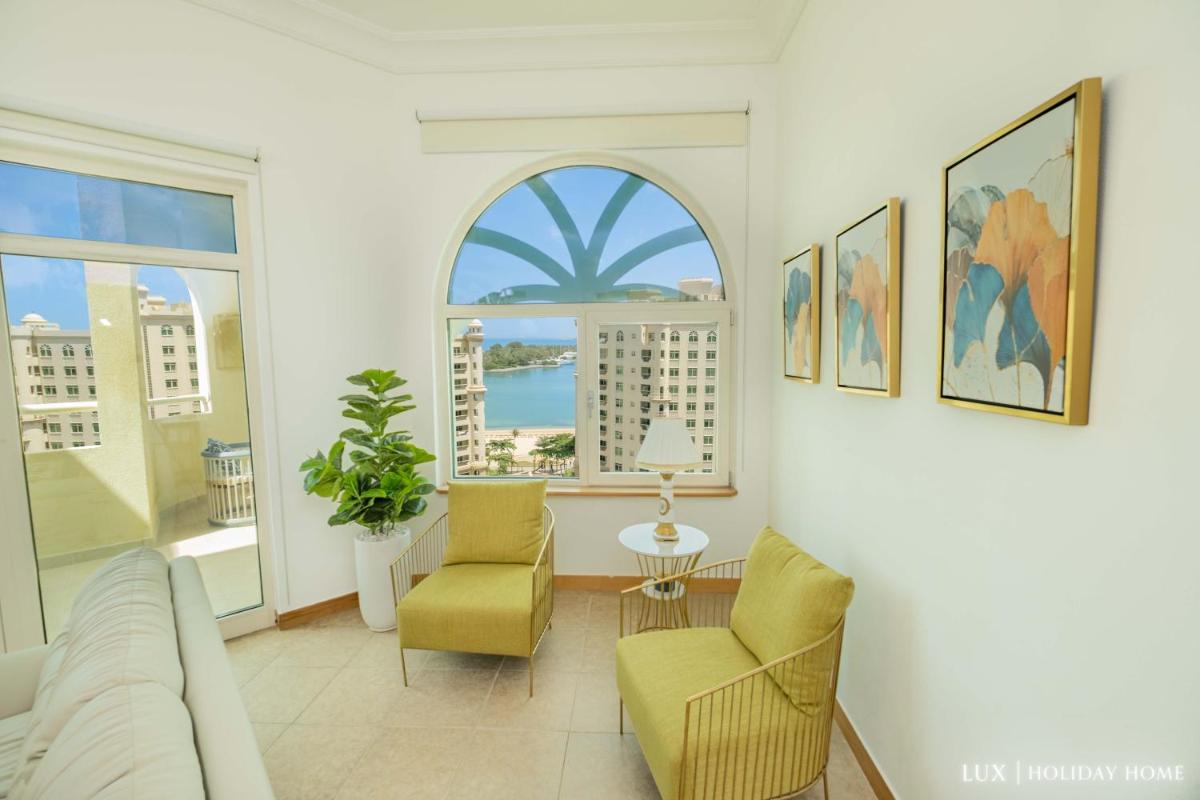 LUX - The Shoreline Penthouse Suite