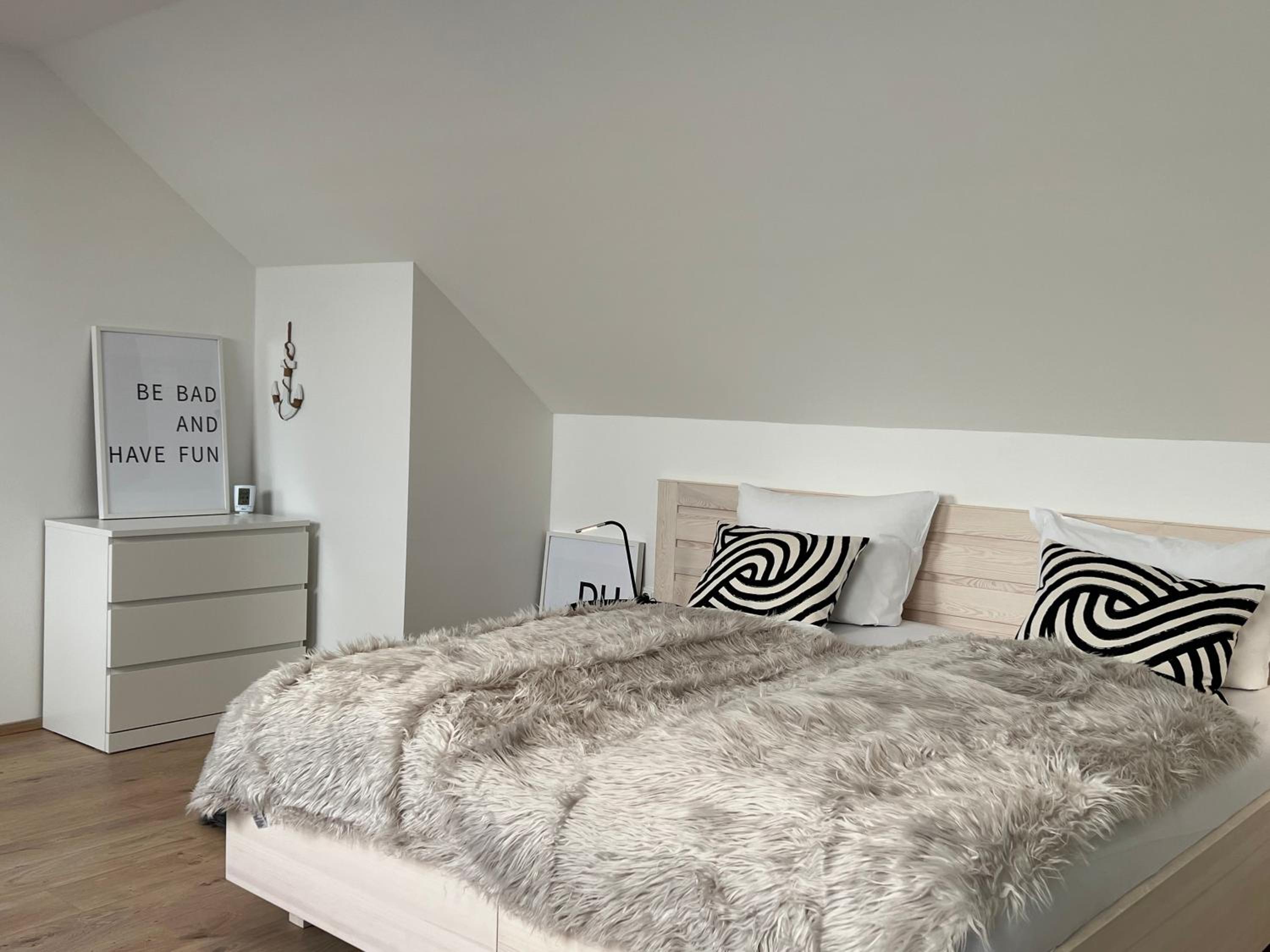 Lieblingsplatz Neusiedl - Modern Stylish Apartments - Free Parking Burgenland Card - 10 min to Designer Outlet Parndorf and Lake Neusiedl