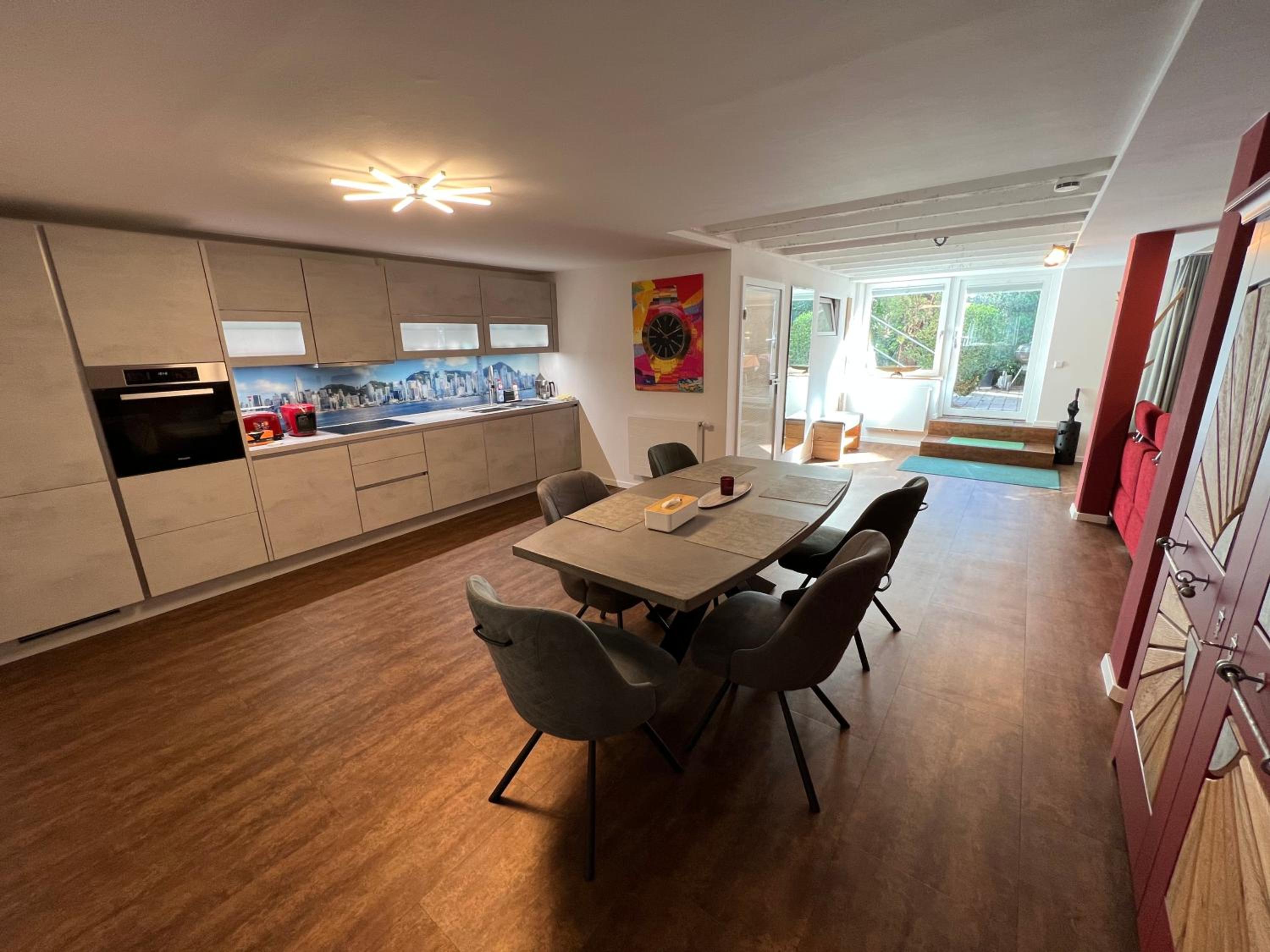 Haus Pia Executive Suites
