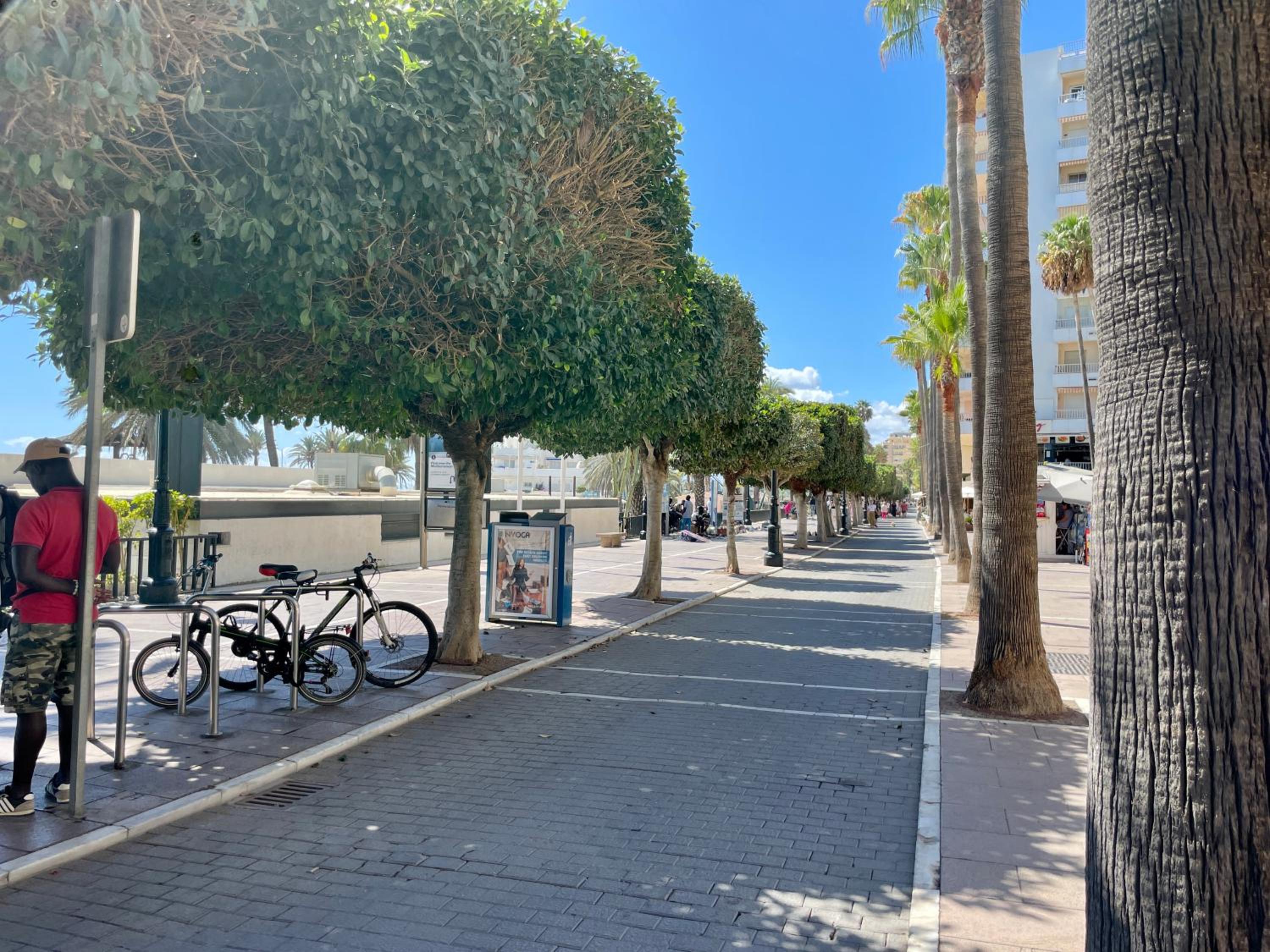 Mediterraneo Studio Front Beach - EaW Homes view 4