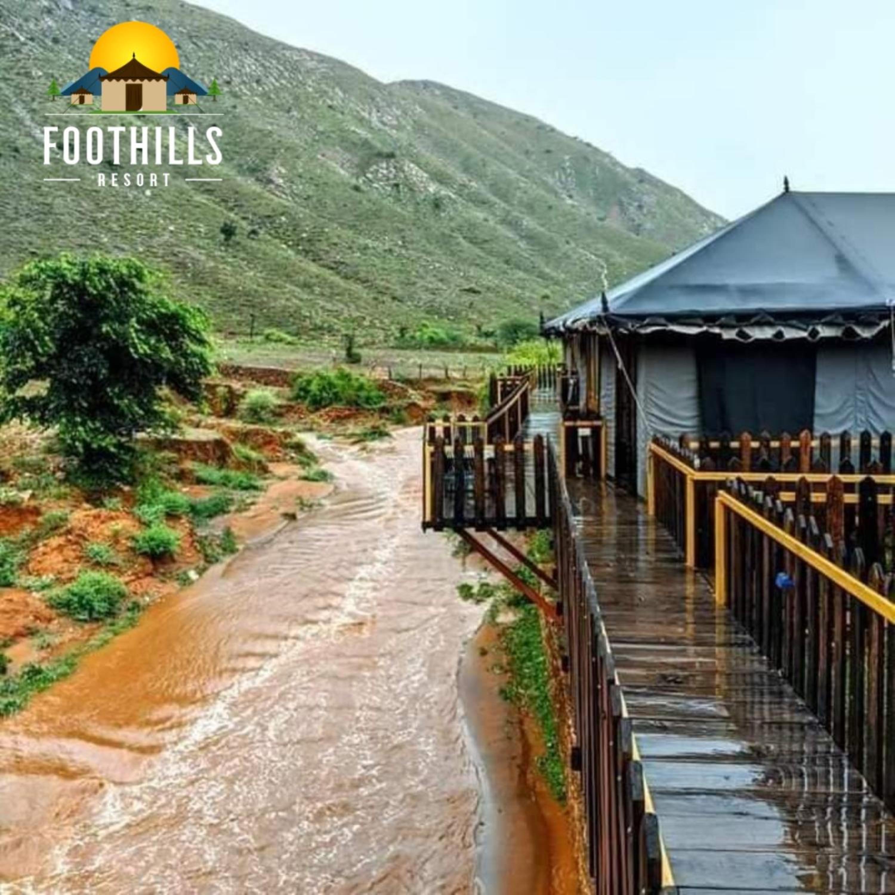 Foothill Pushkar Resort