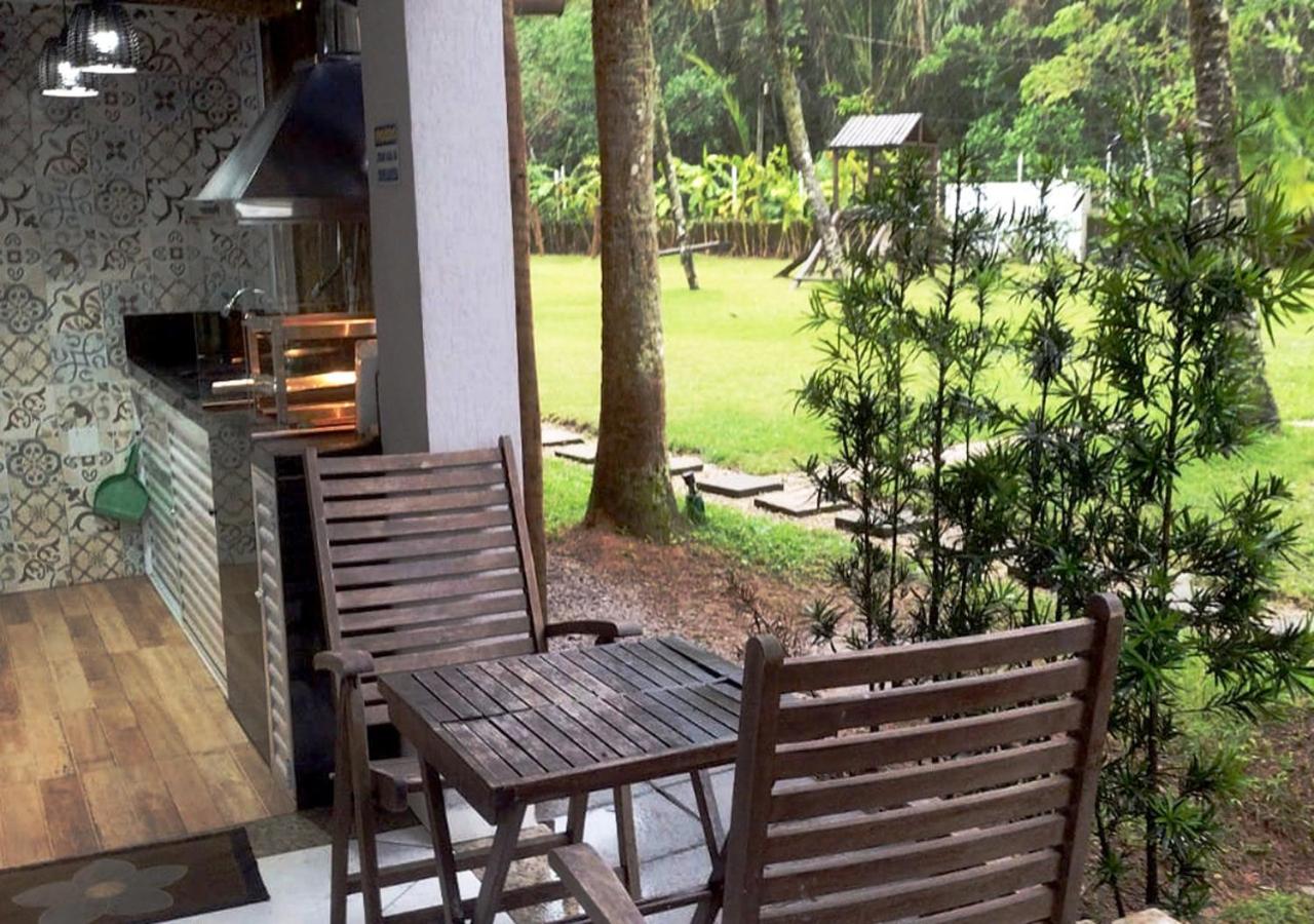 Casa Pé na Areia Condomínio fechado com piscina resort na Sununga - Ubatuba
