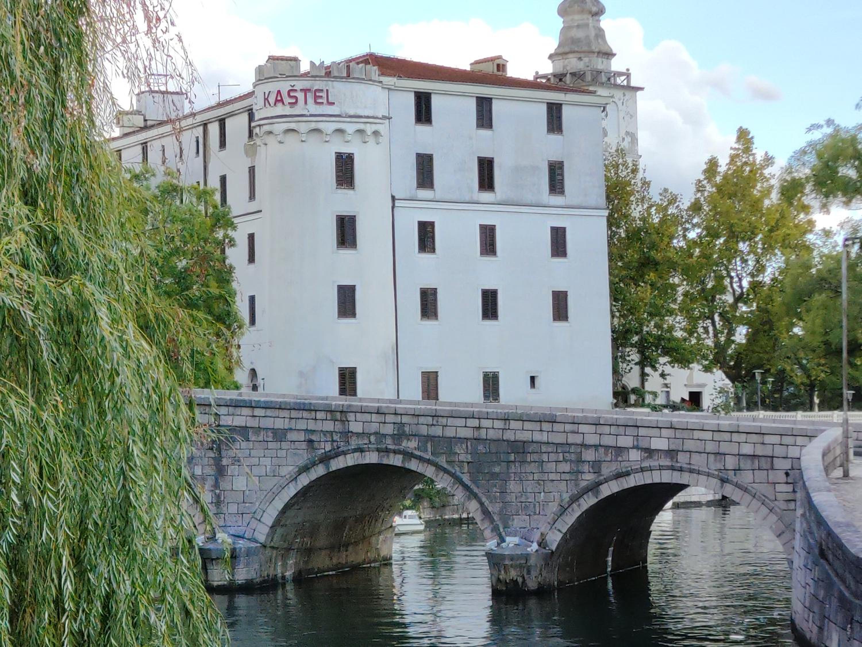 Photo 29