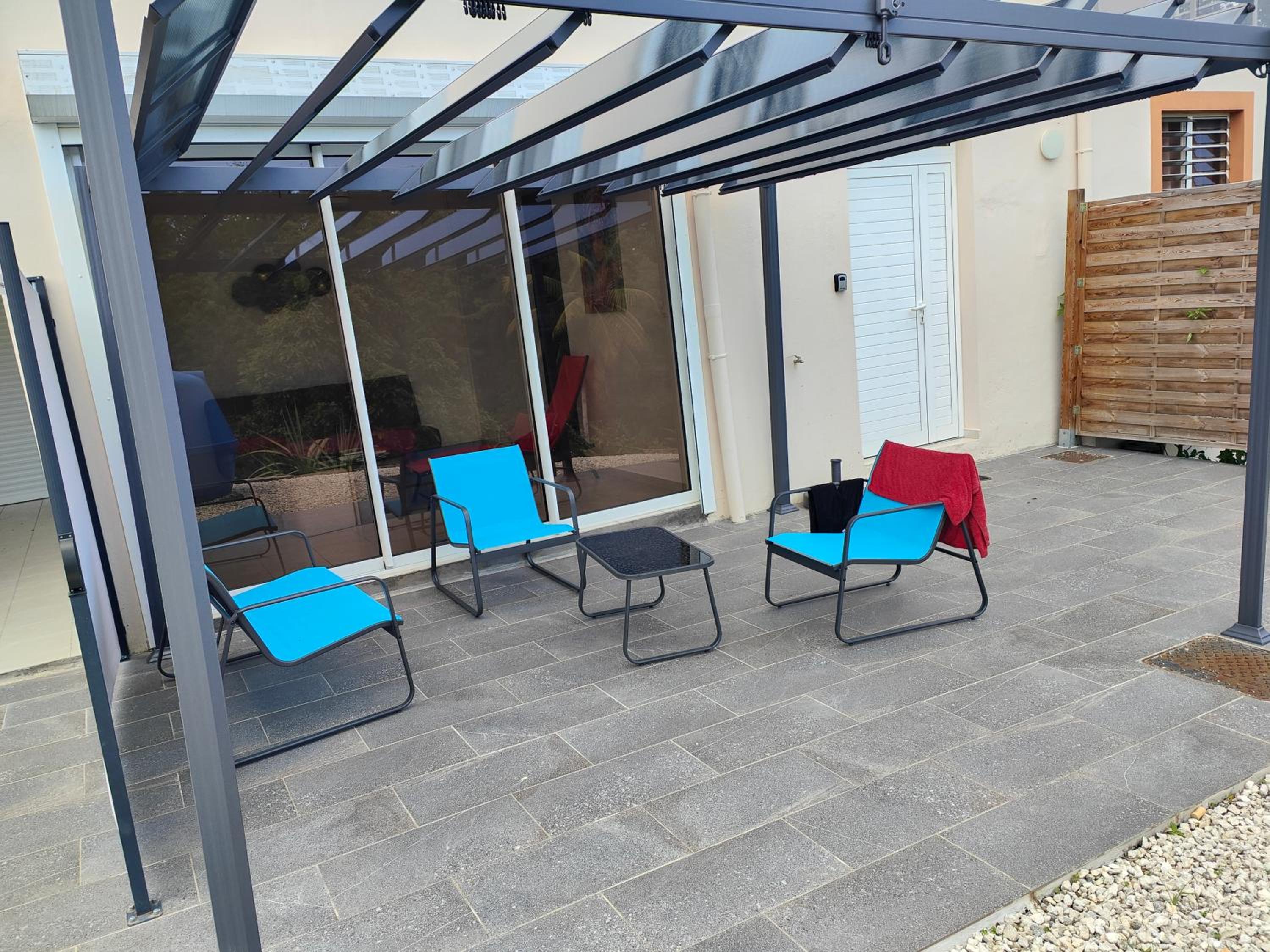 Rayon de soleil 1 chambre bas de villa
