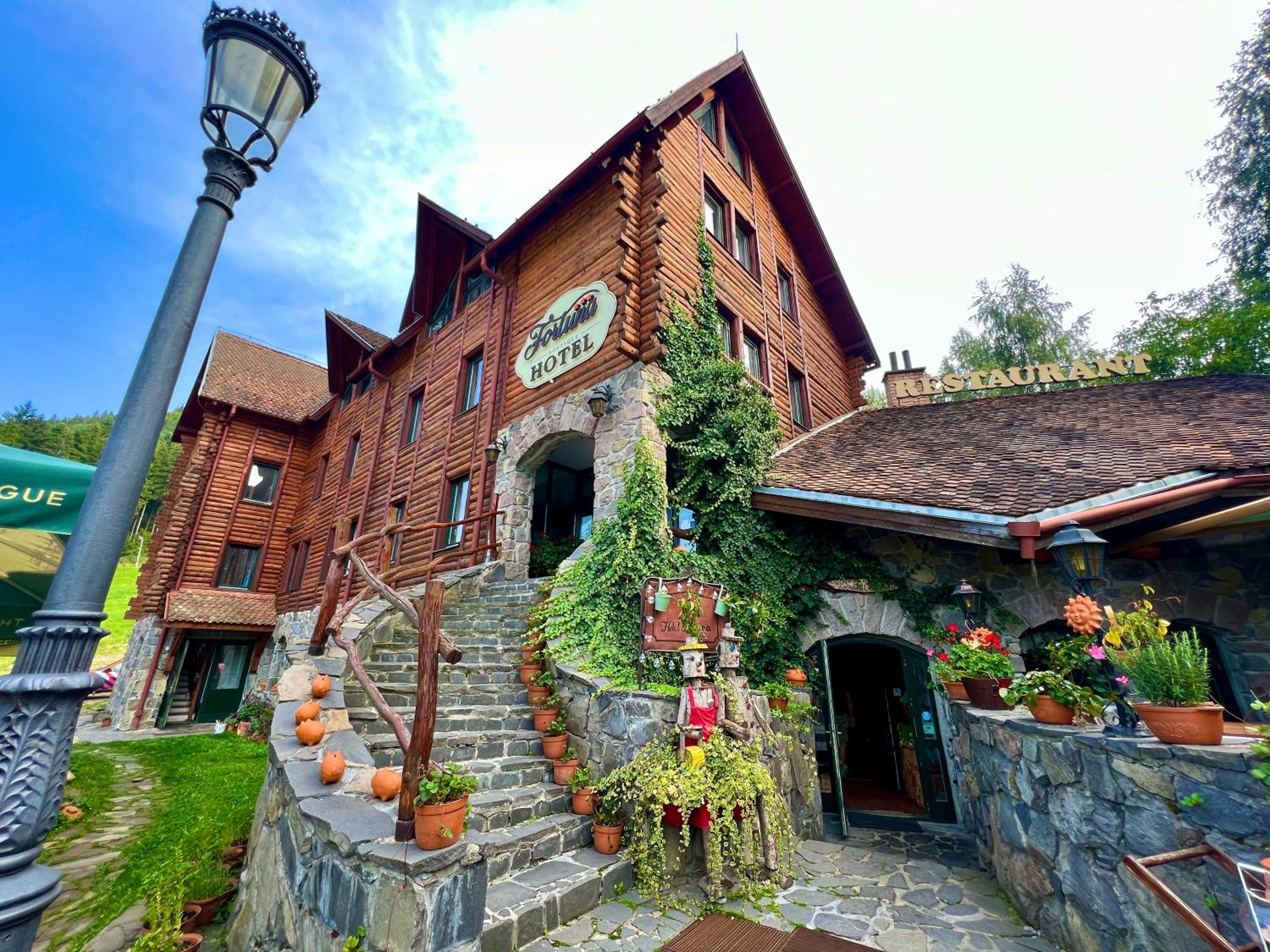 Hotel Fortuna Eco - Boutique Hotel - Image 1