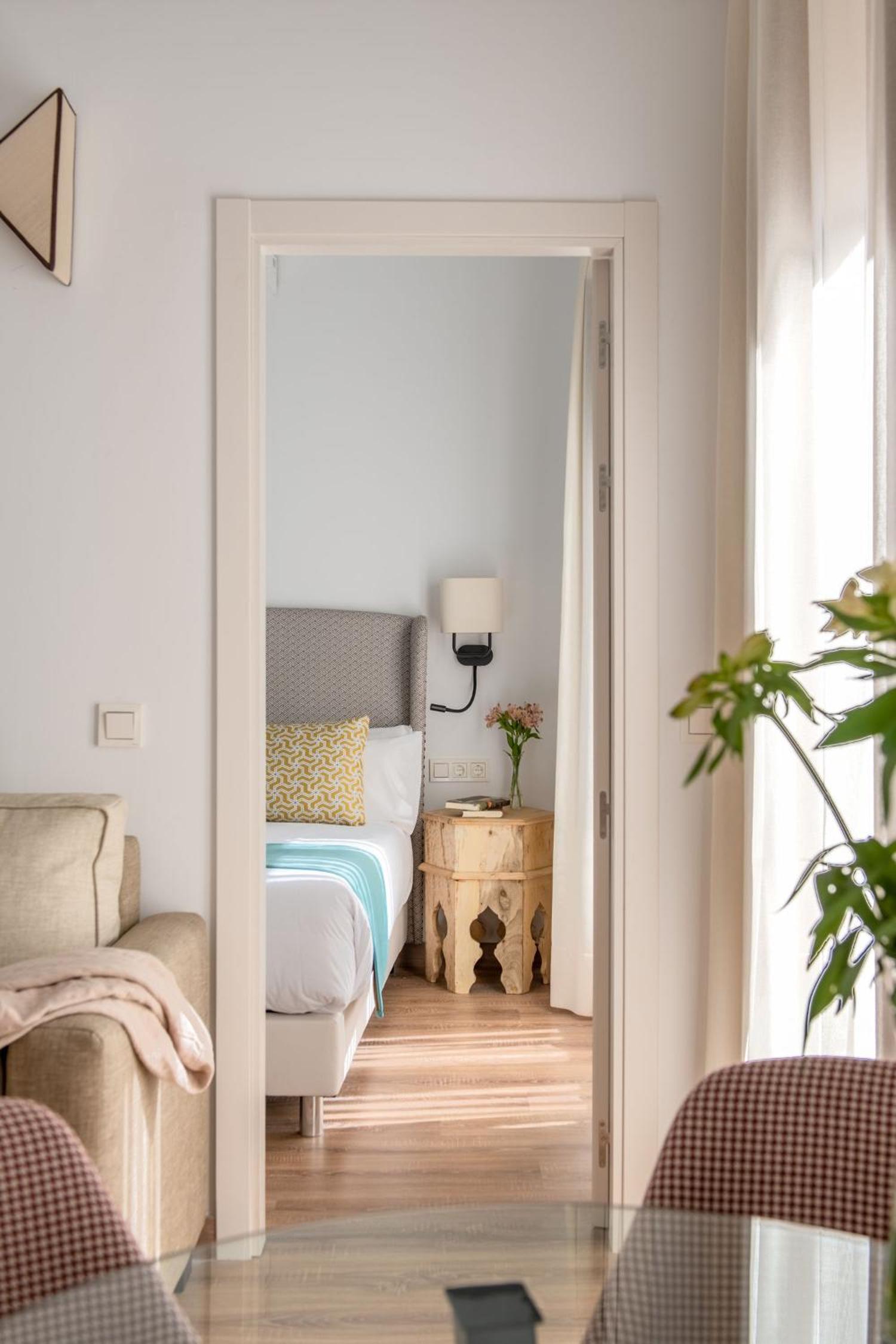 Coliseum Boutique Apartments