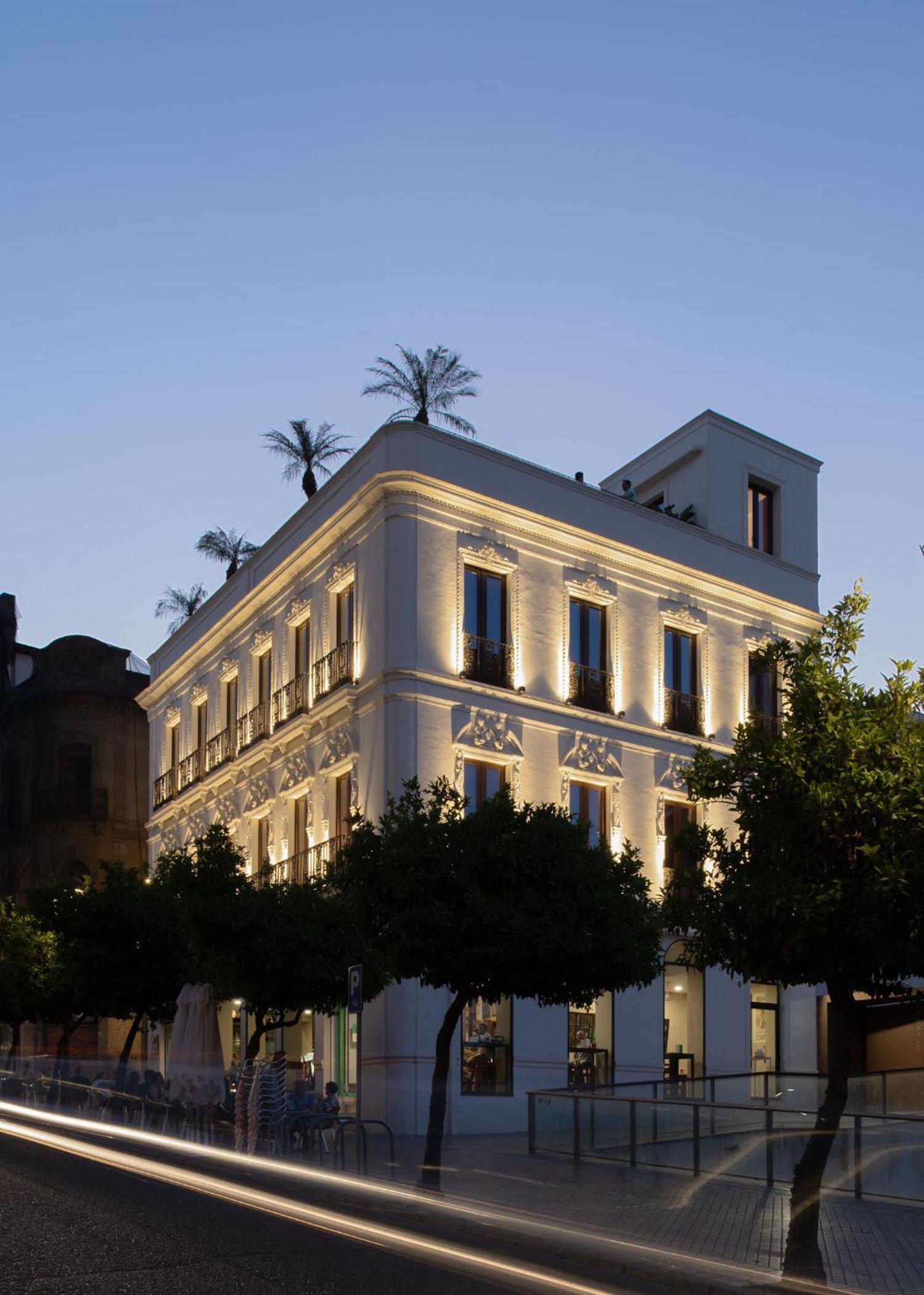 Coliseum Boutique Apartments