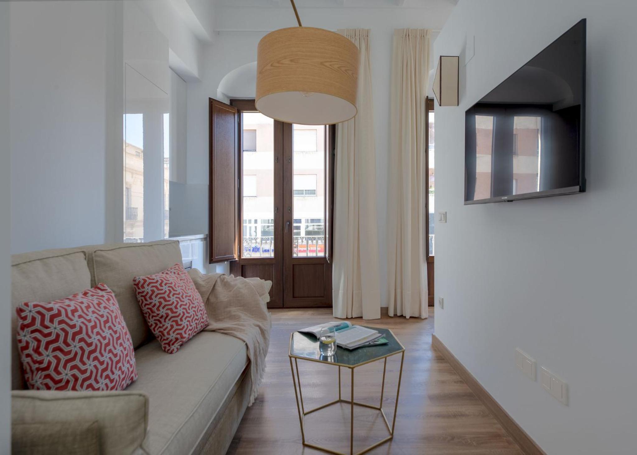 Coliseum Boutique Apartments