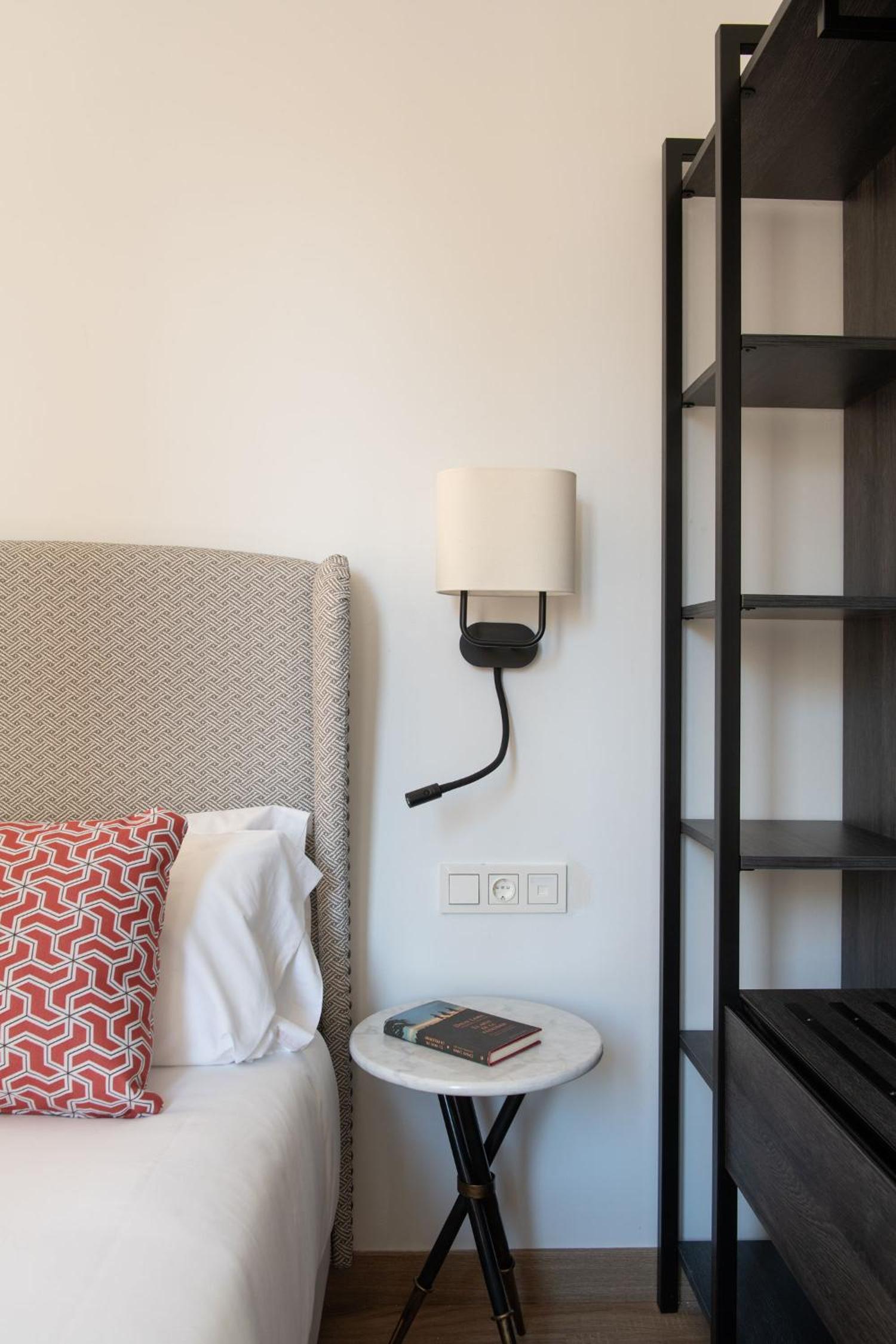 Coliseum Boutique Apartments