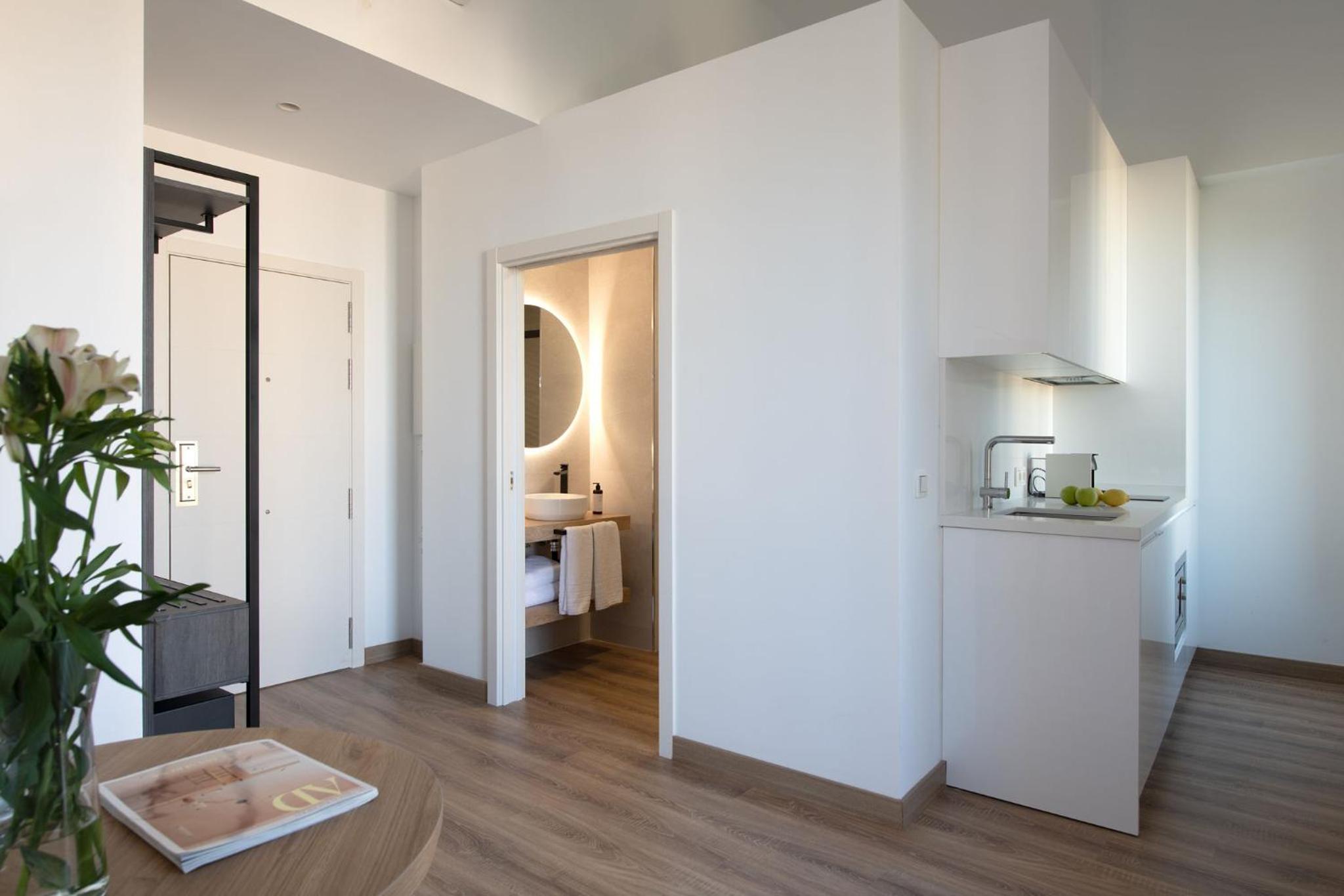 Coliseum Boutique Apartments