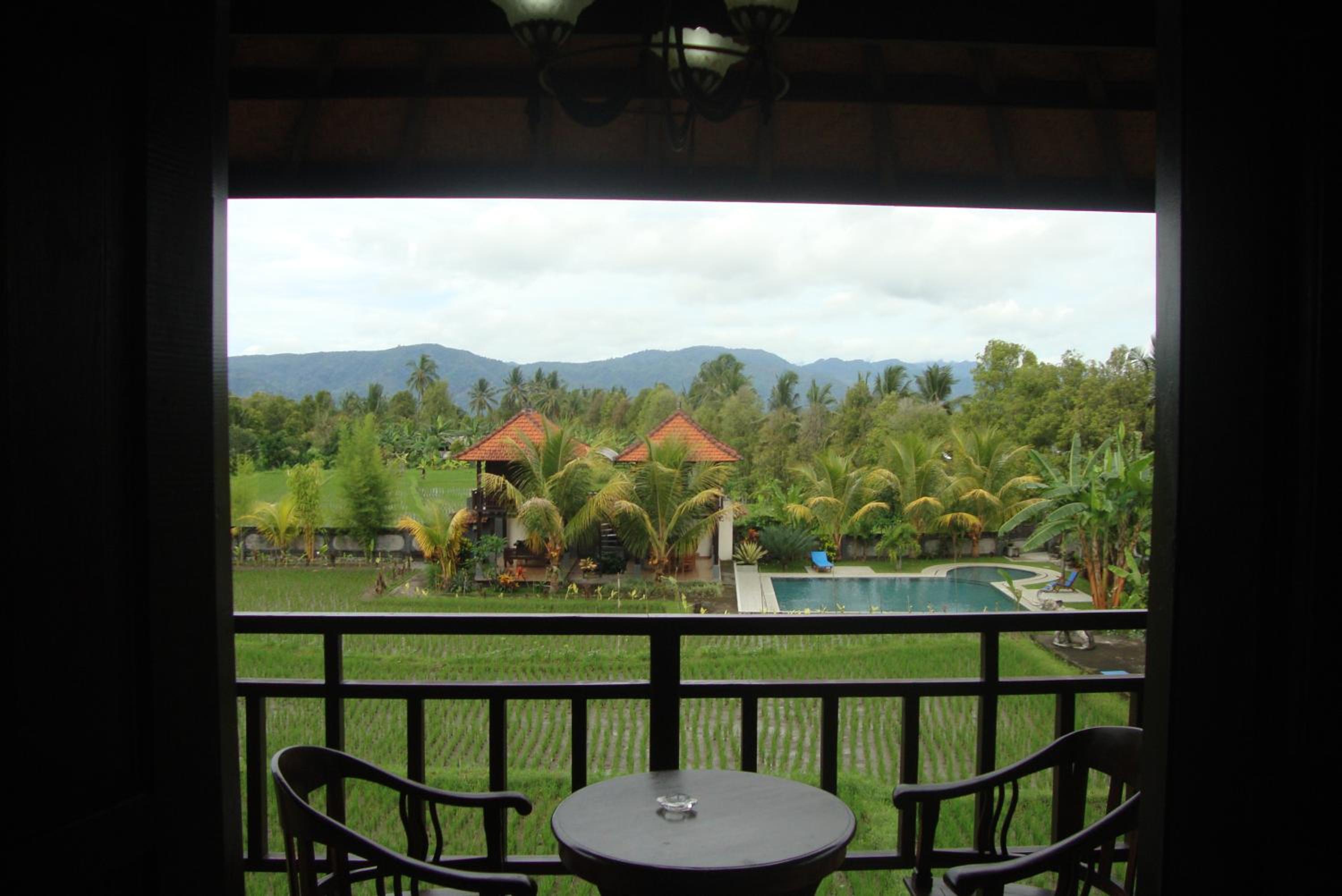 Atres Villa