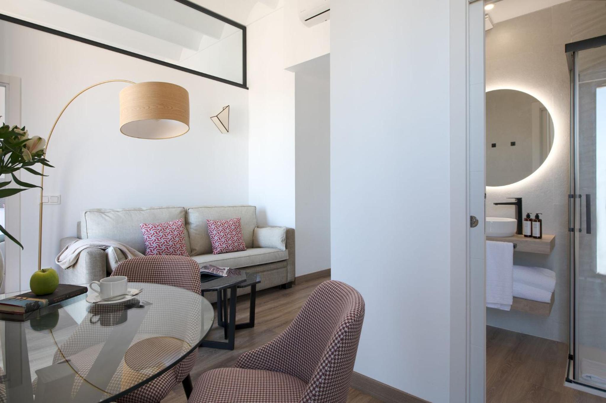 Coliseum Boutique Apartments