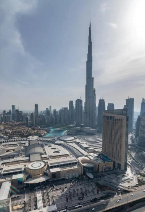 Magnificent 3BR with Full Burj Khalifa & Fountain view