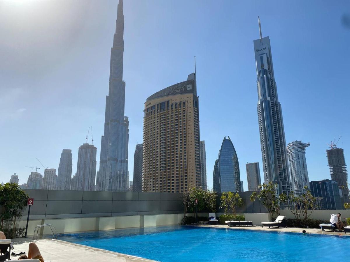 Magnificent 3BR with Full Burj Khalifa & Fountain view