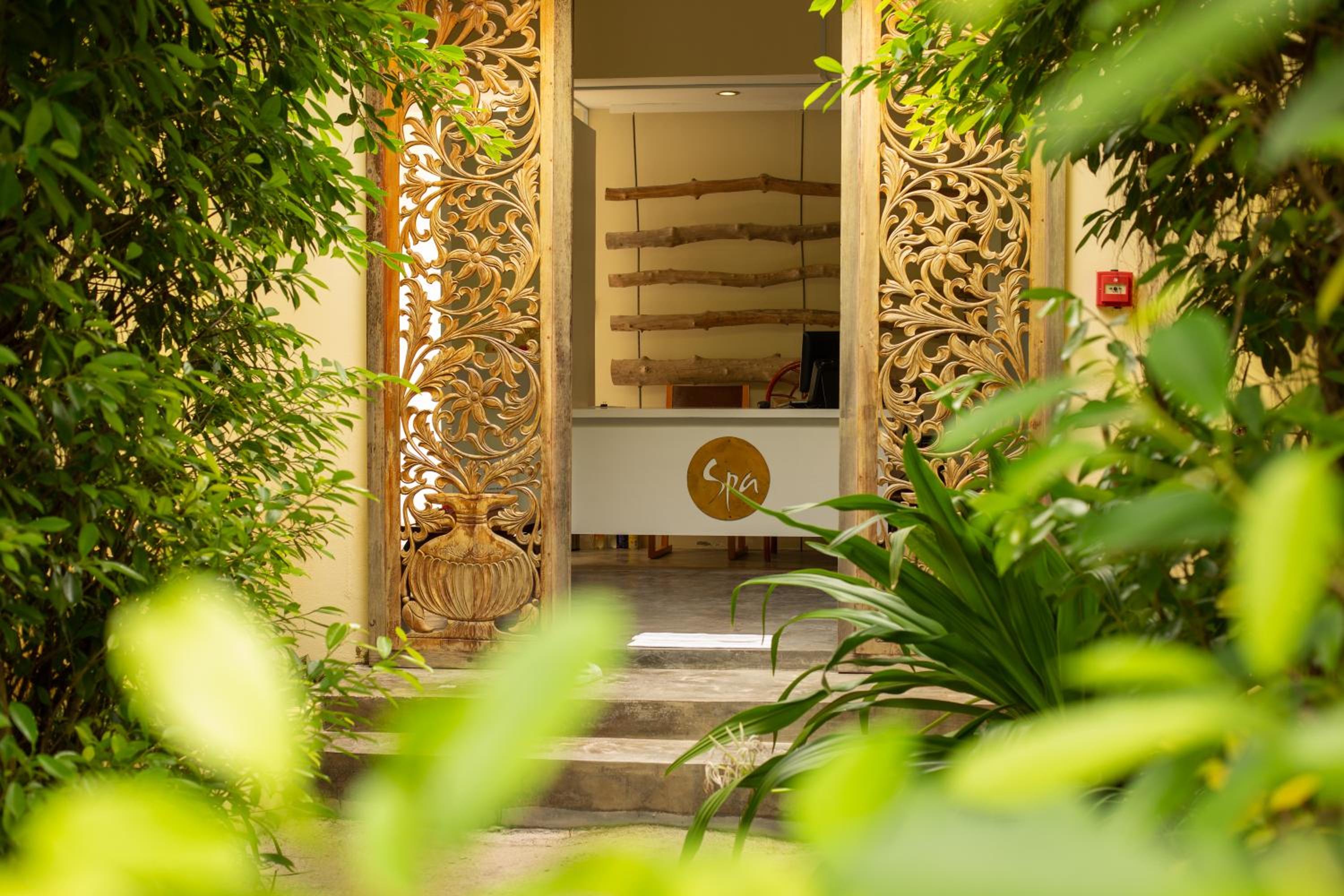 Hondaafushi Island Resort
