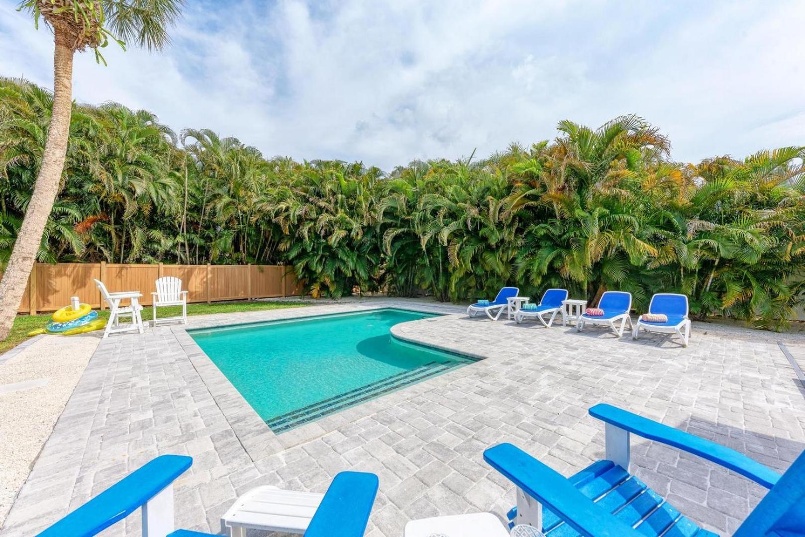 Hav Anna Holiday 211 Periwinkle Plaza view 2