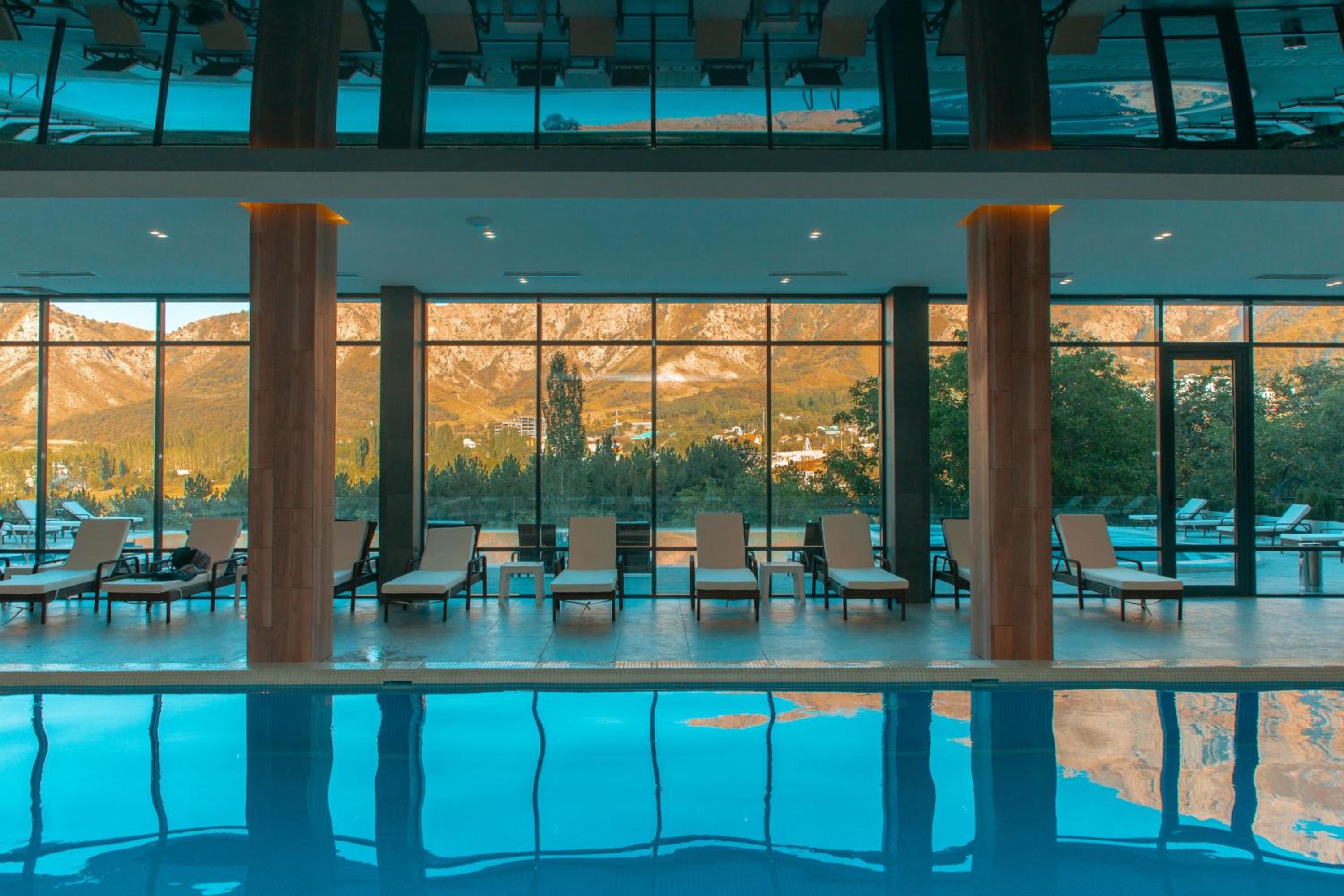 ARCHAZOR Mountain Resort