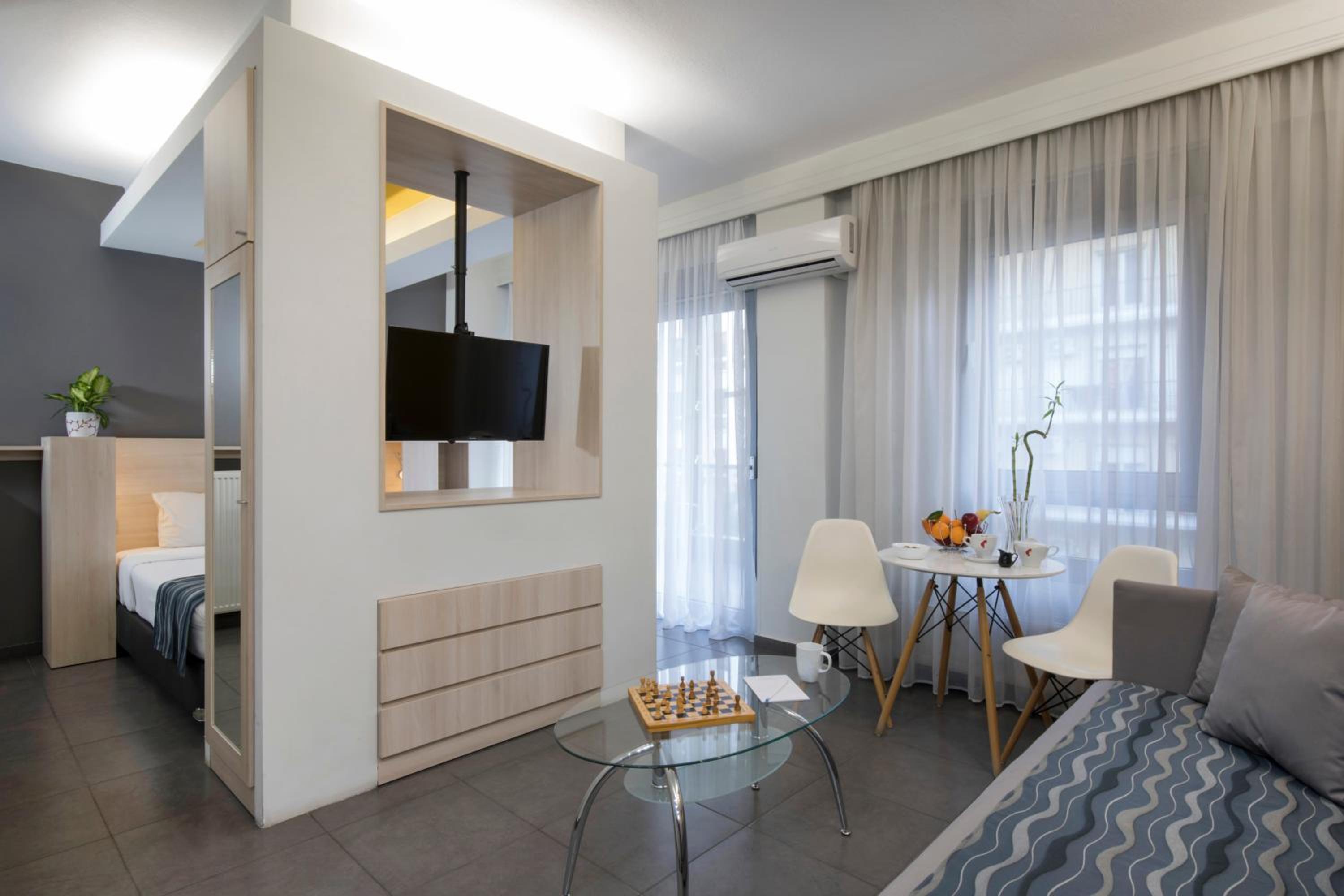 Polis Apartments