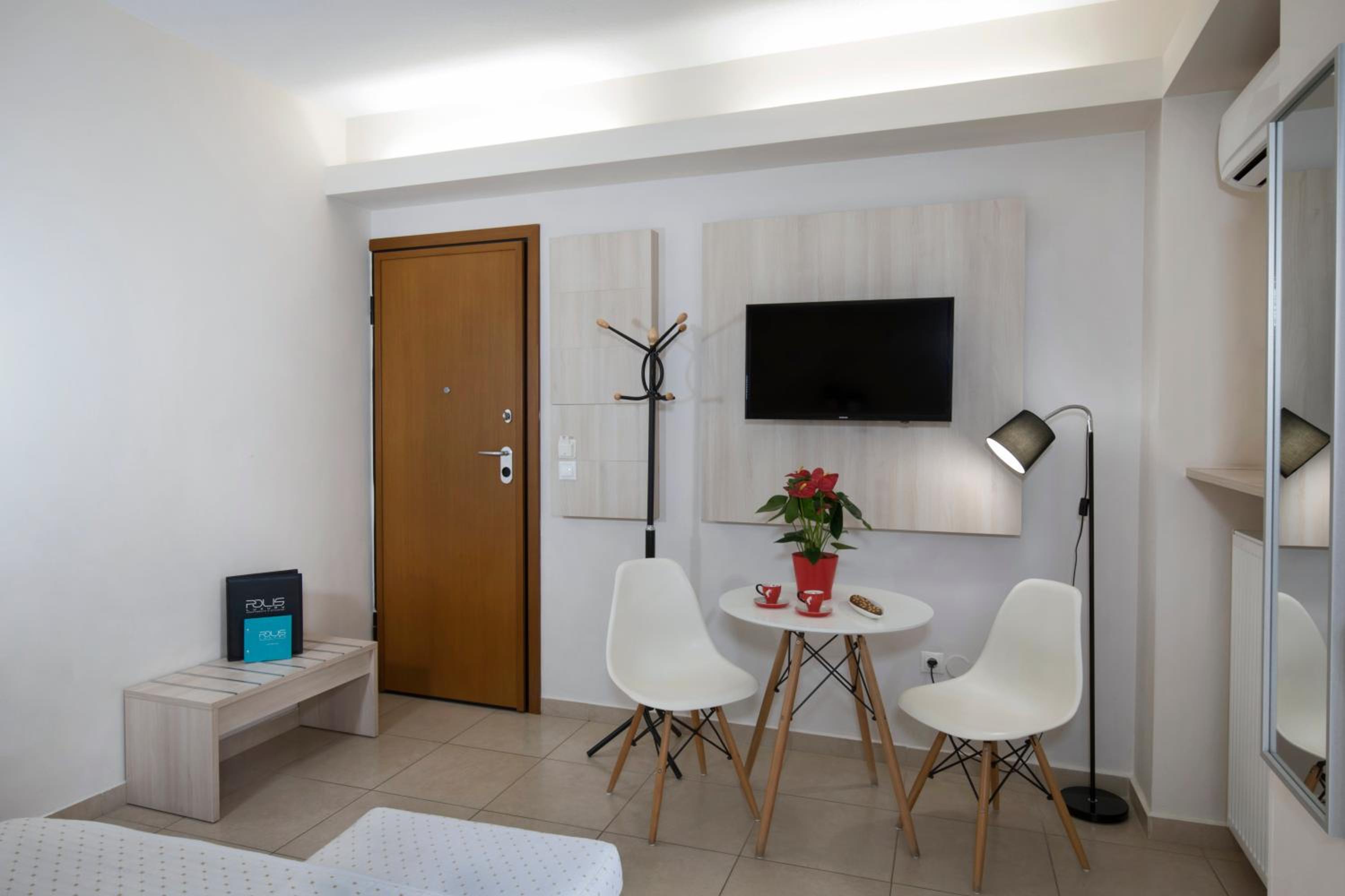 Polis Apartments