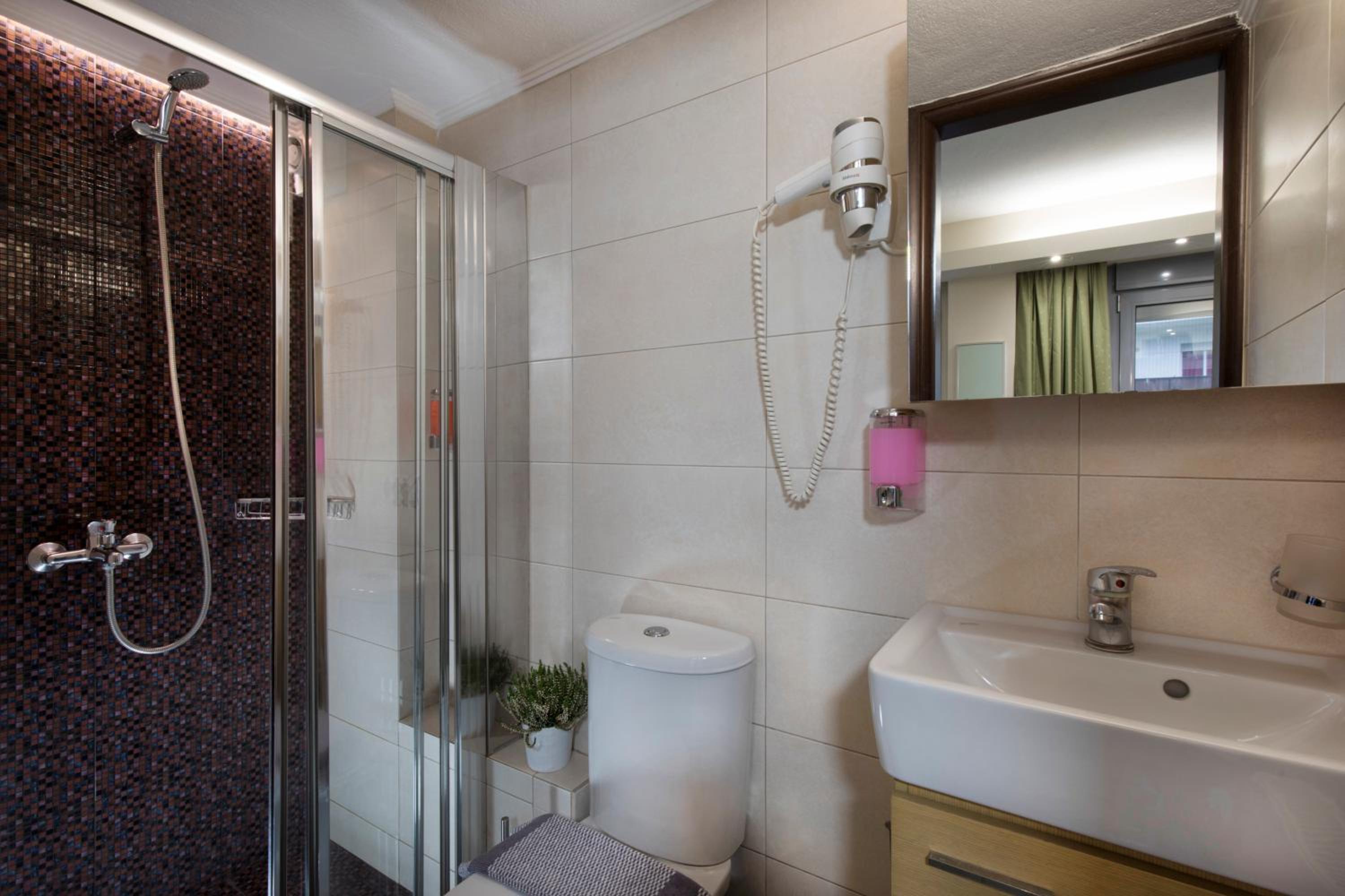 Polis Apartments