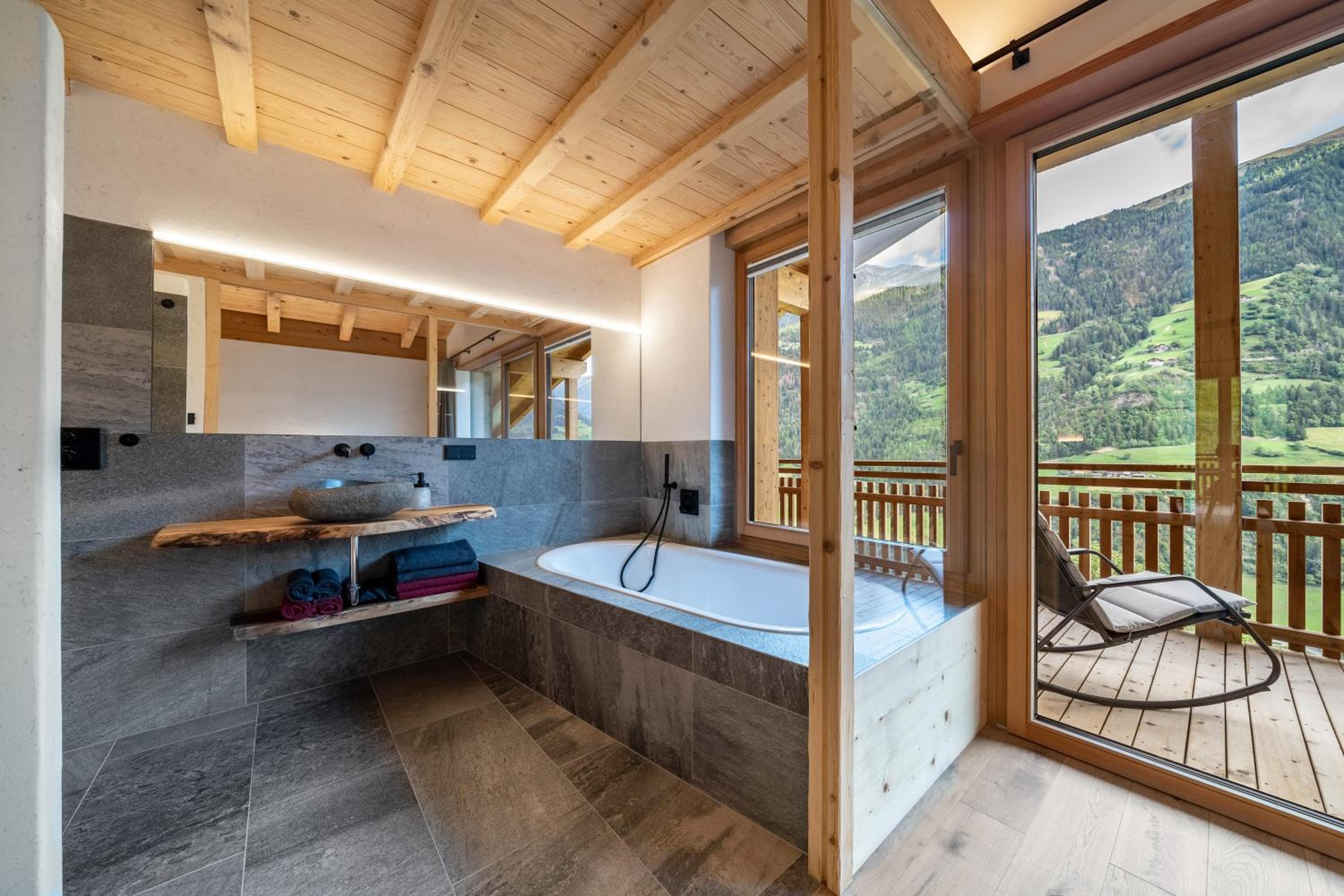 Lagar Apartement Struzer Michele