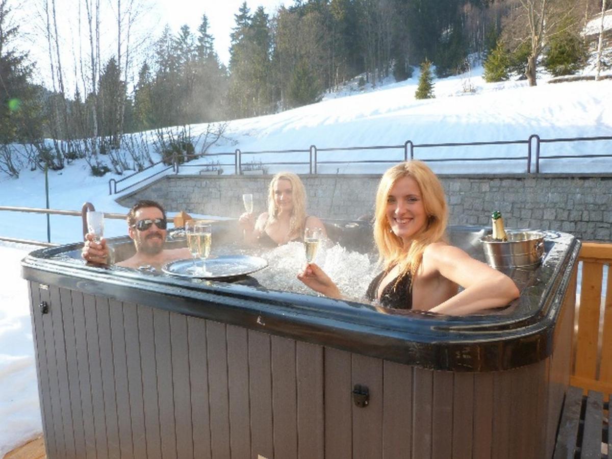 Jacuzzi