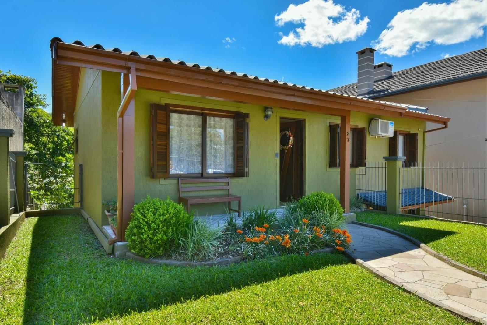 Hotel Stillo Gramado Dutra com café da manhã - Image 1