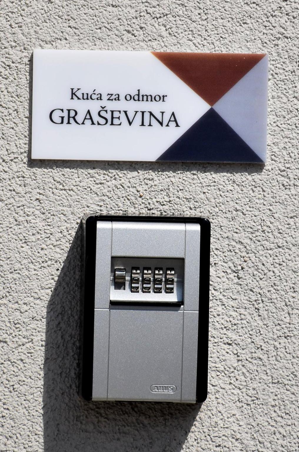 Kuća za odmor GRAŠEVINA view 5