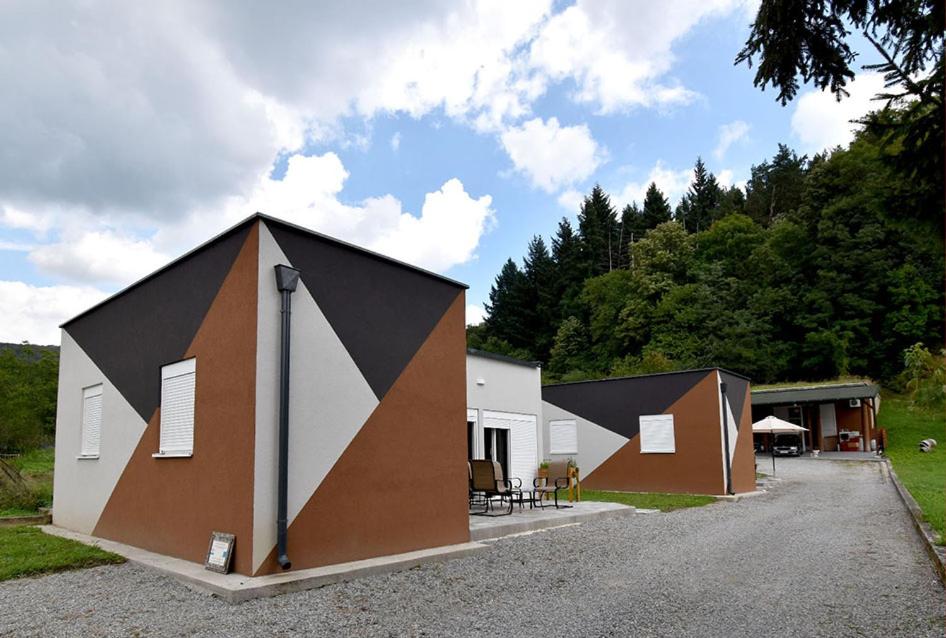 Hotel Kuća za odmor GRAŠEVINA - Image 1