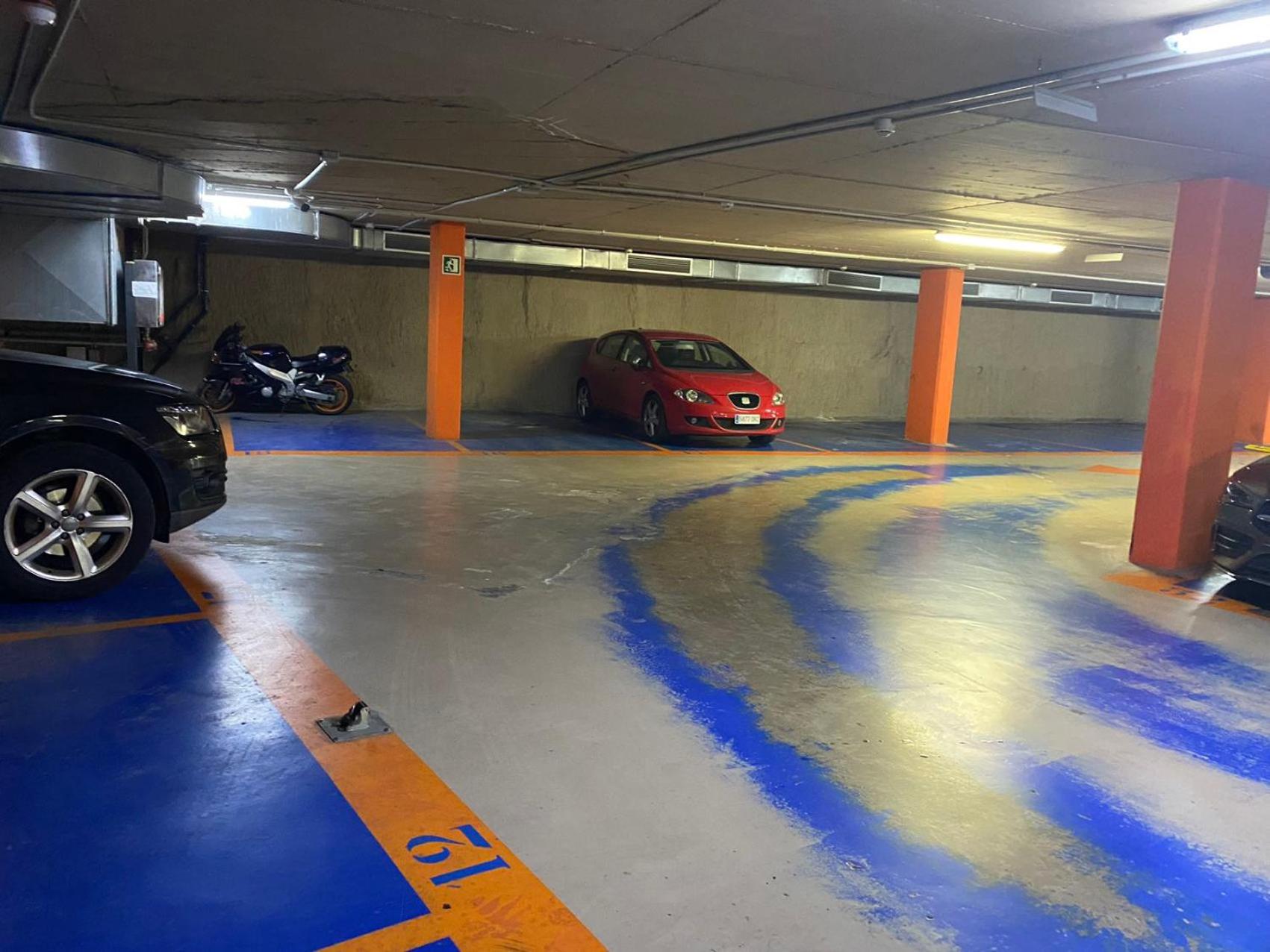 Forum de Barcelona Sea View Apartment with Garage Parking