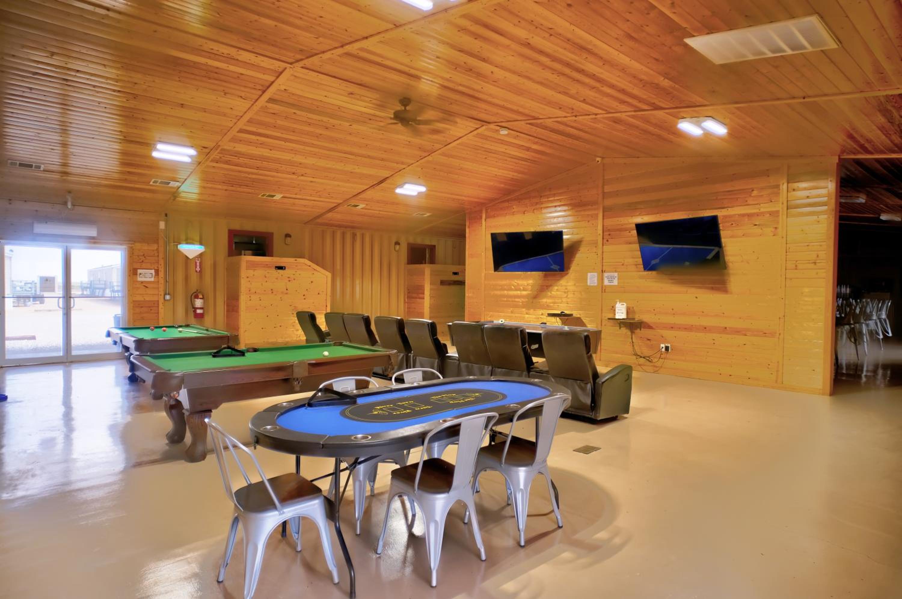Carlsbad Vacations - Ellipse Global Lodge - Property Image 12
