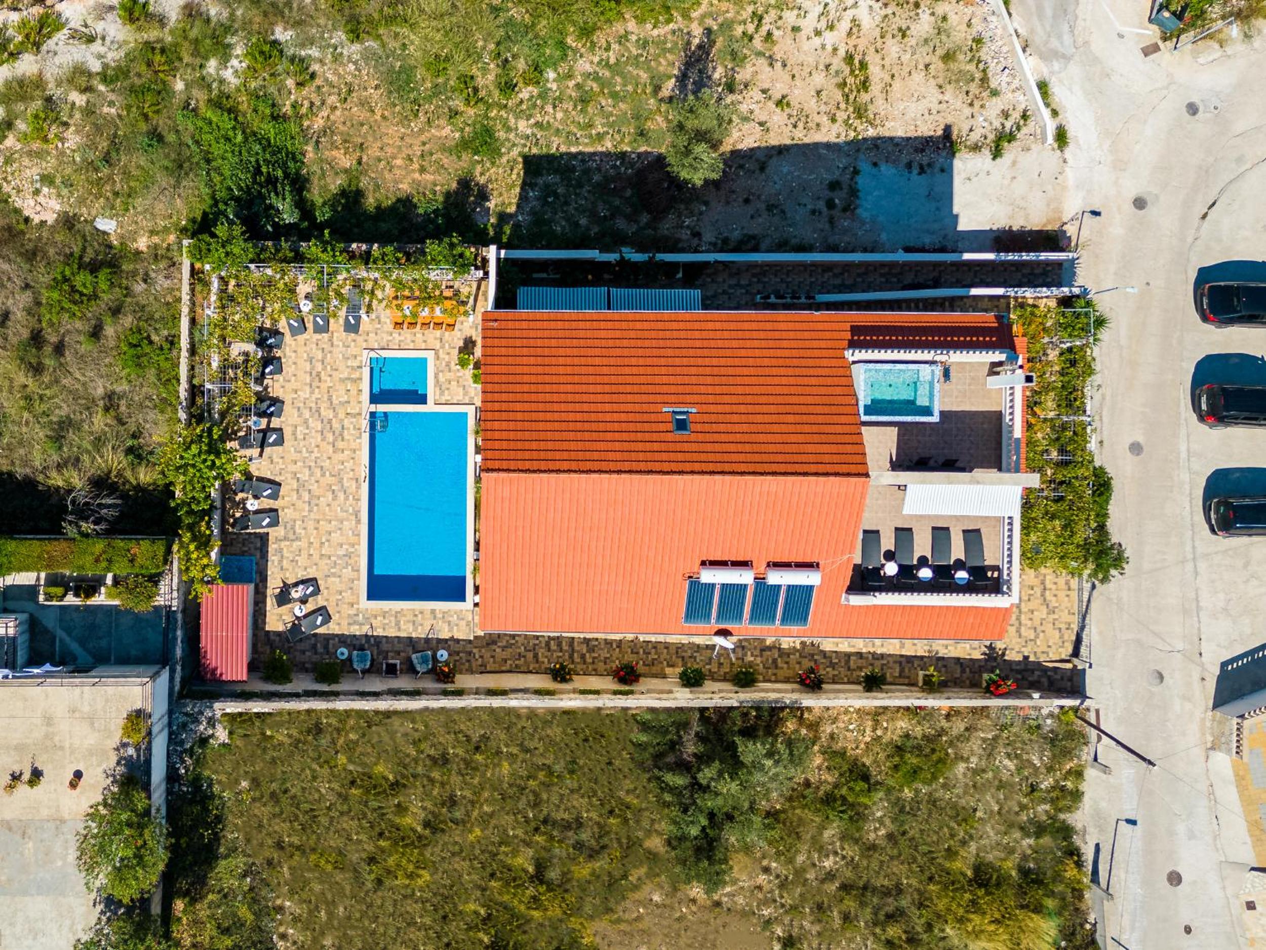 La Perla Apartments view 2