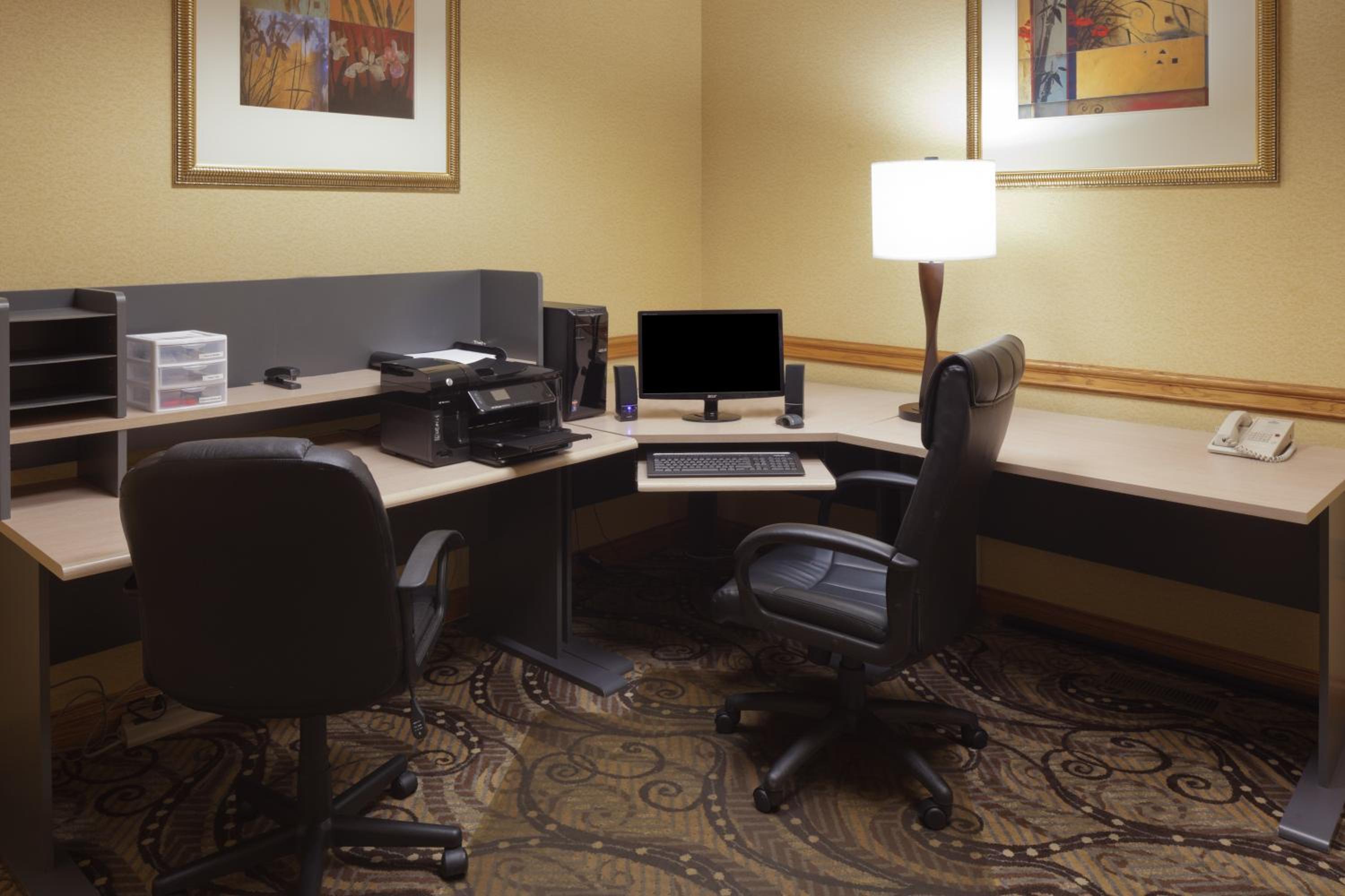 Comfort Inn & Suites Cuyahoga Falls - Akron