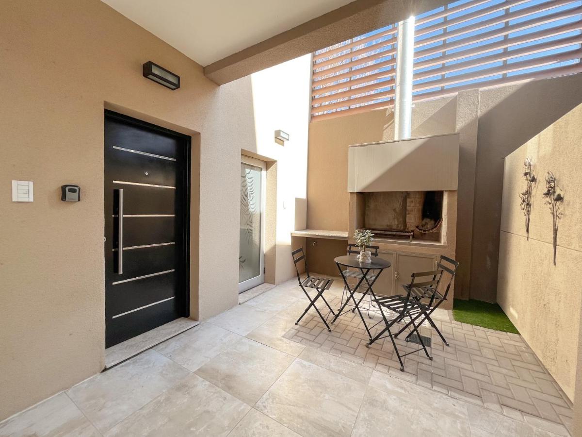 Portal del Aguaribay, Complejo Boutique