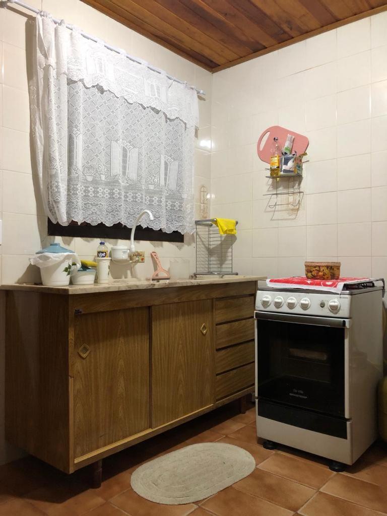 Confortável casa com lareira 10min Capivari