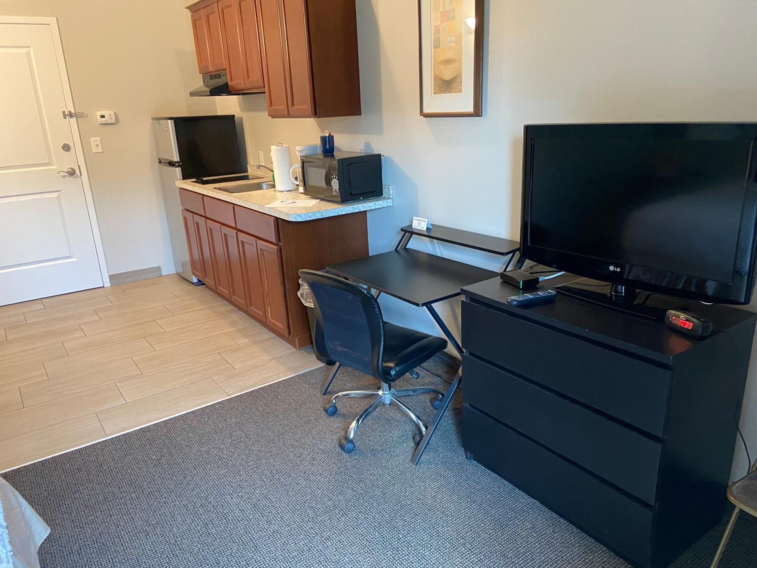 Brinton Suites