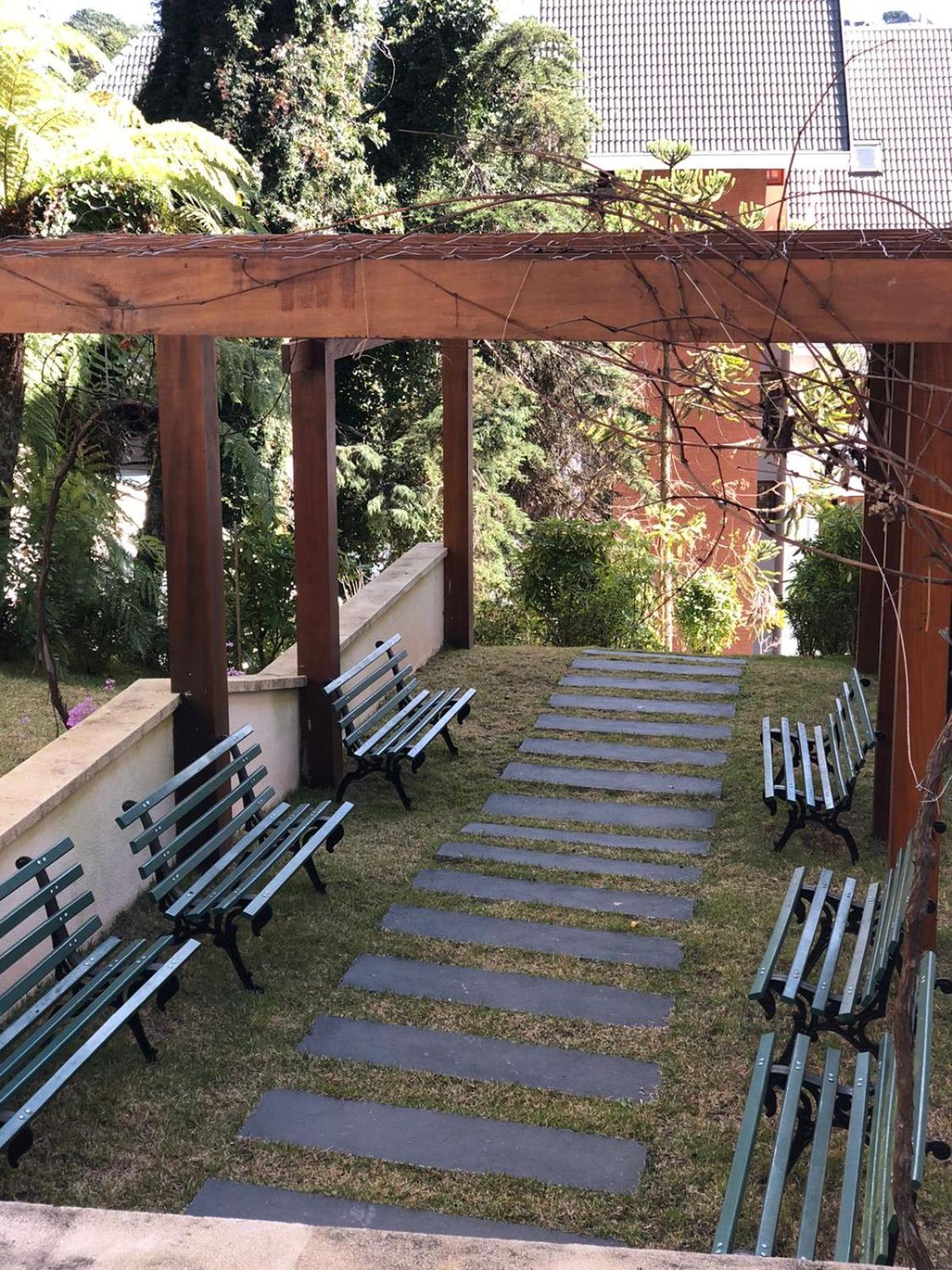 Novo Apartamento no Capivari - Campos do Jordao