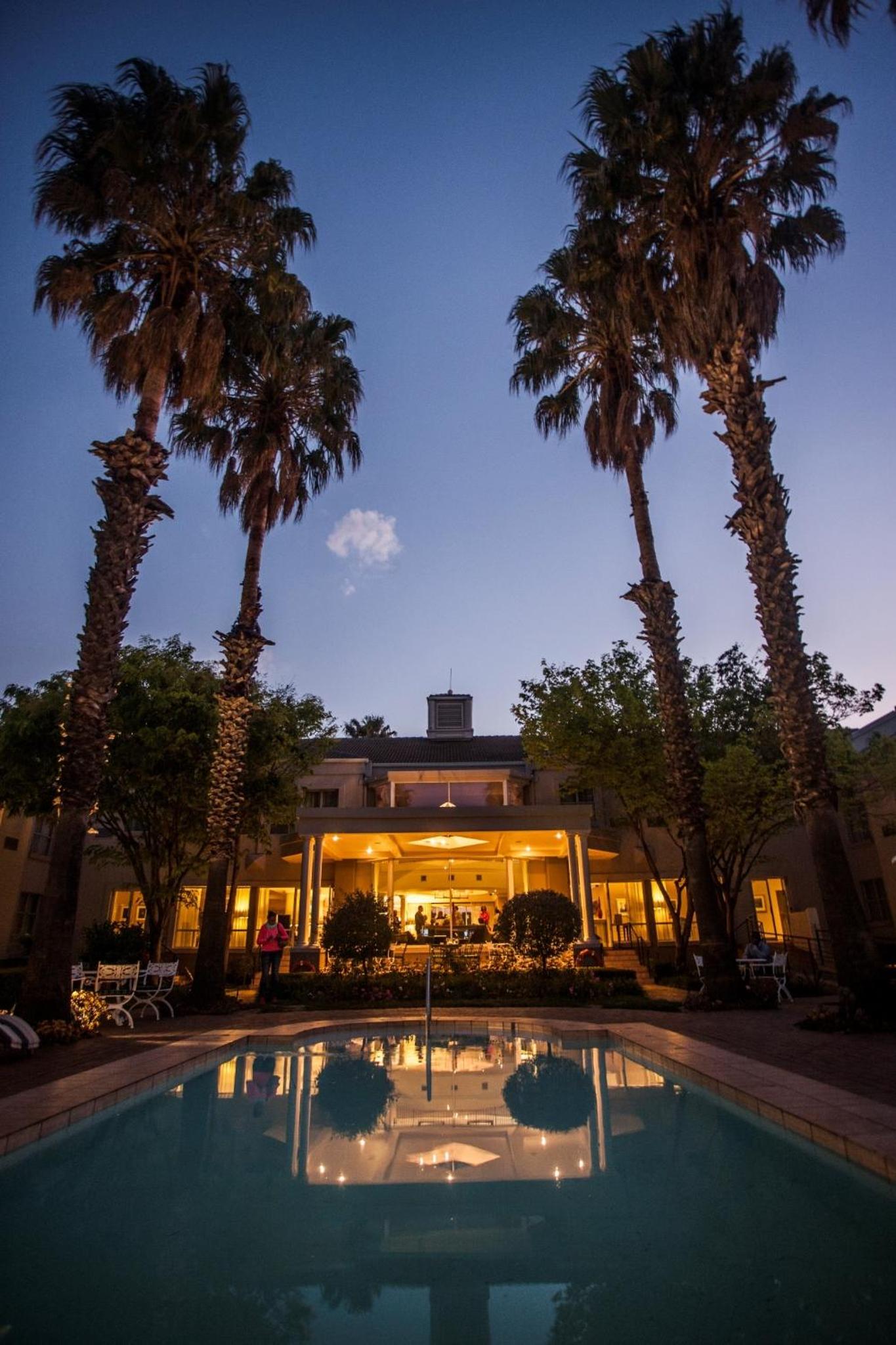 Johannesburg Vacations - Garden Court Morningside Sandton - Property Image 33
